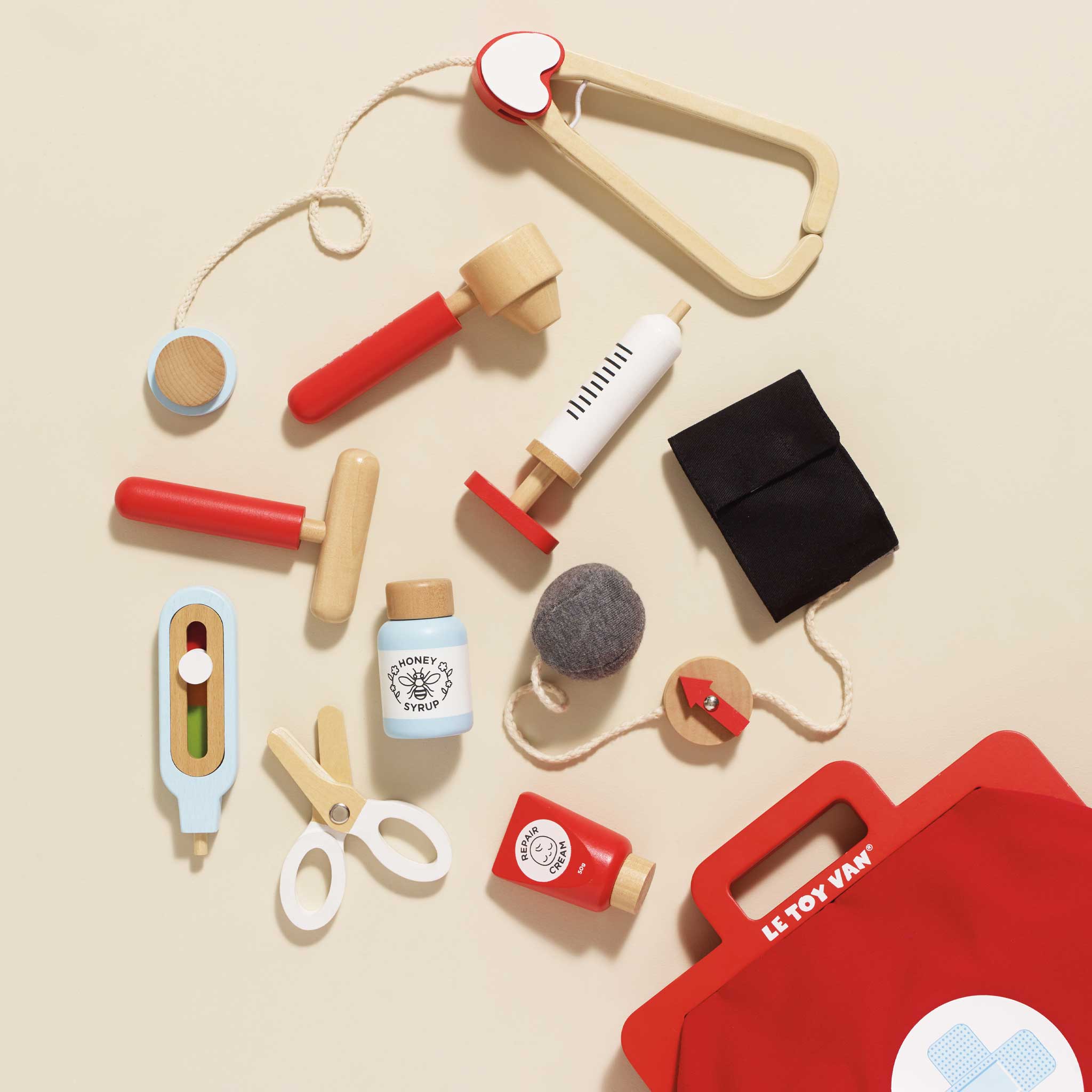 Le Toy Van Vintage Doctor Set