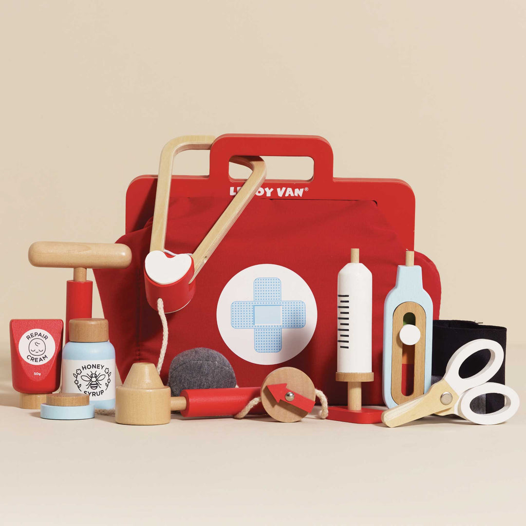 Le Toy Van Vintage Doctor Set