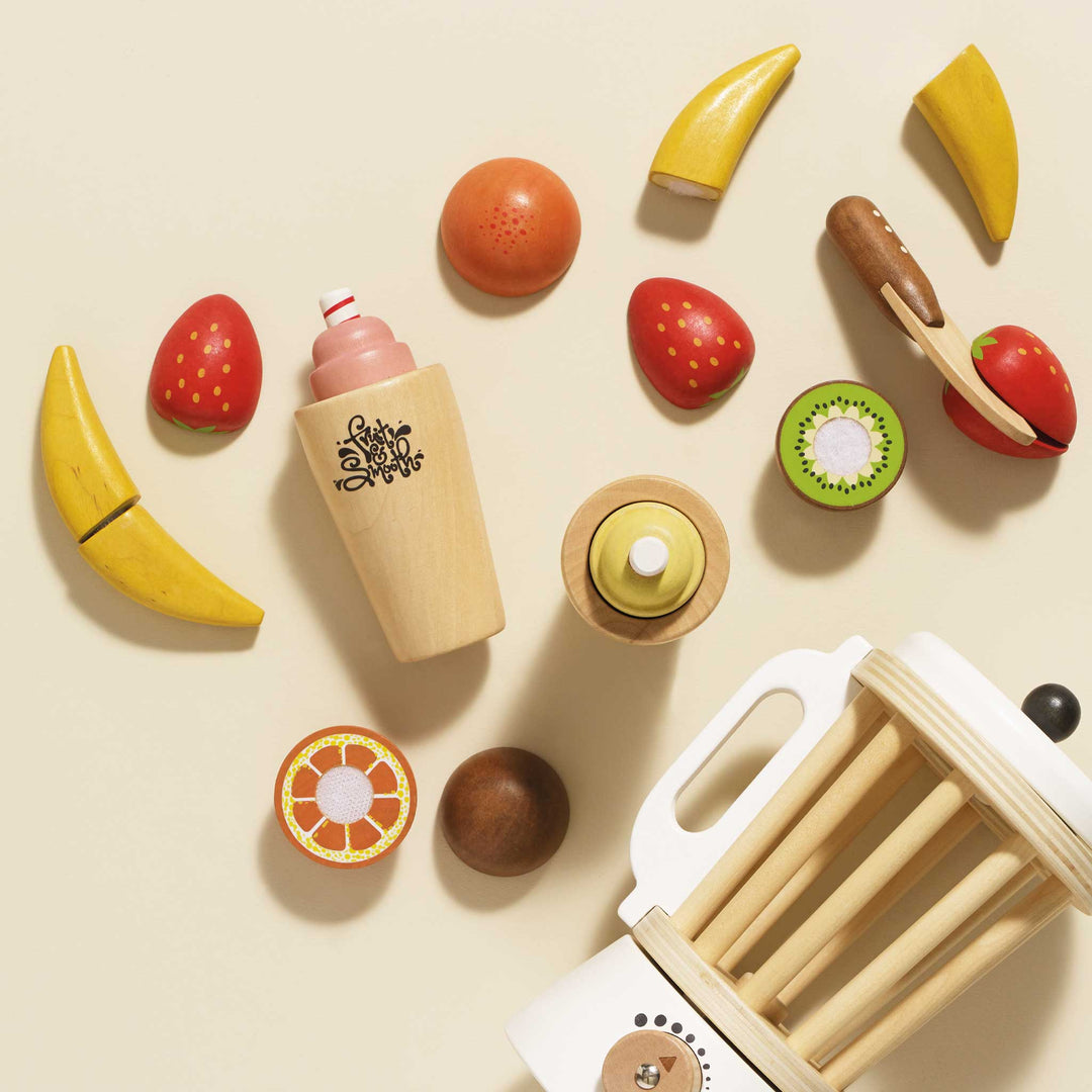 Le Toy Van Fruit &amp; Smoothie Blender Set