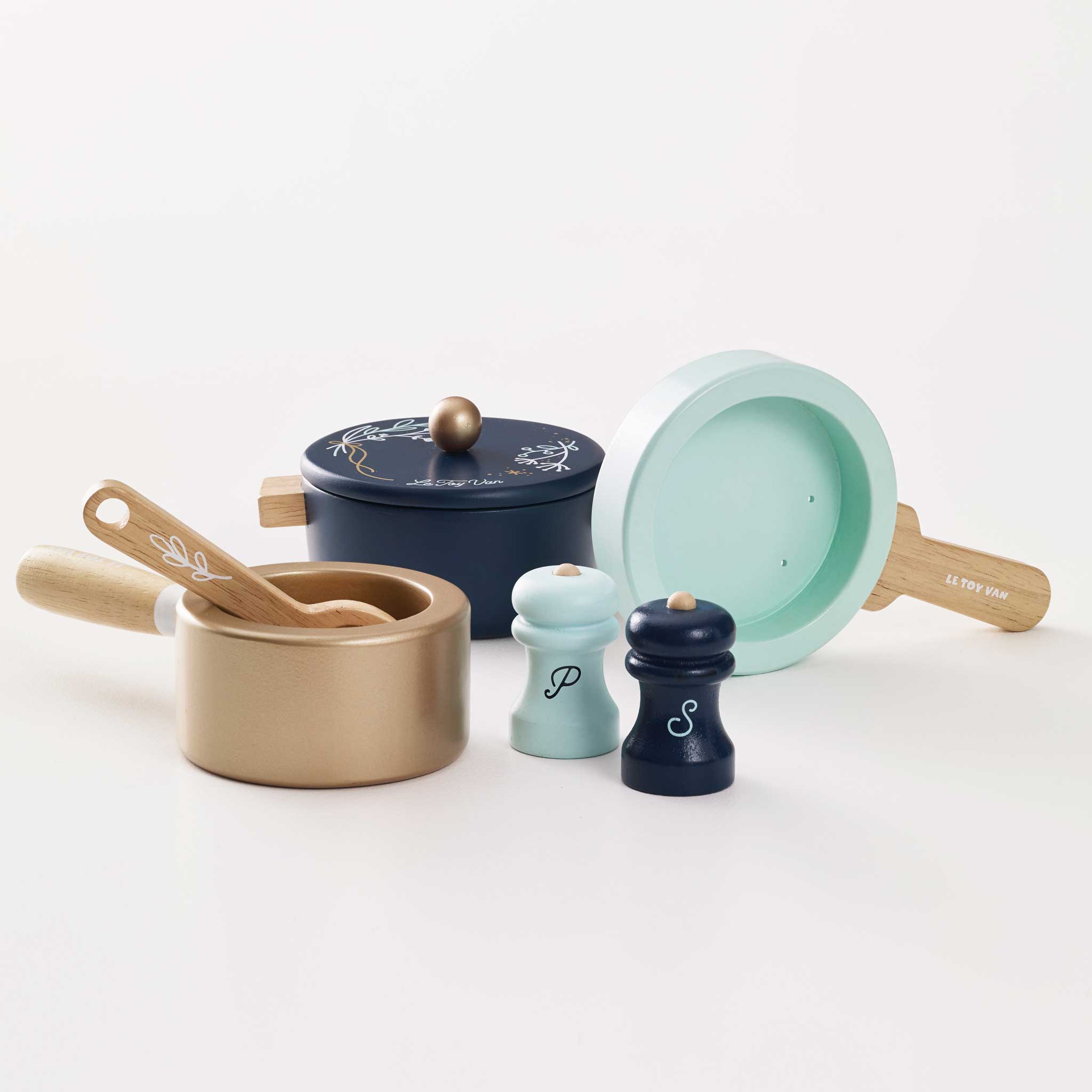 Le Toy Van Pots & Pans Kitchen Accessories