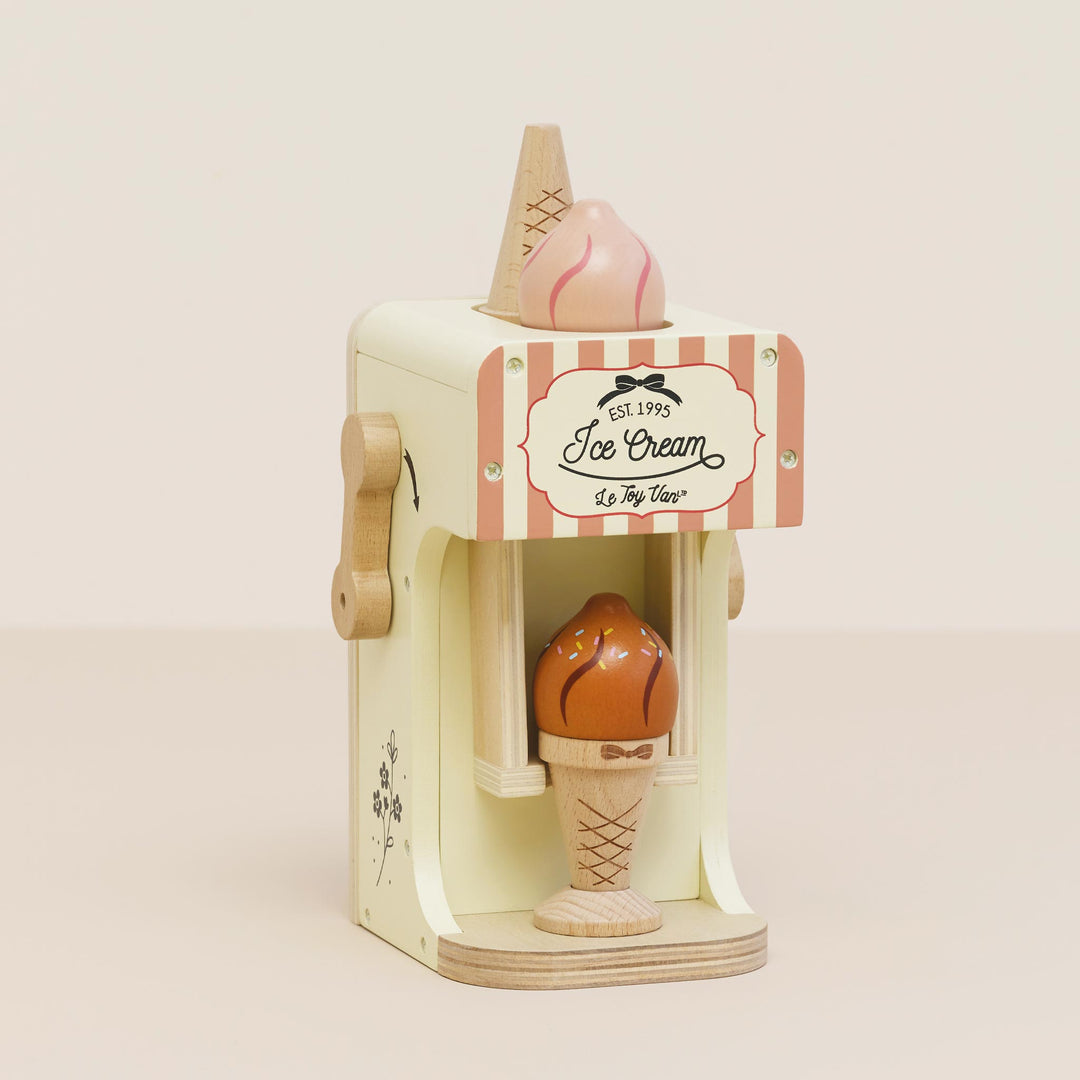Le Toy Van Ice Cream Machine &amp; Play Food Cones