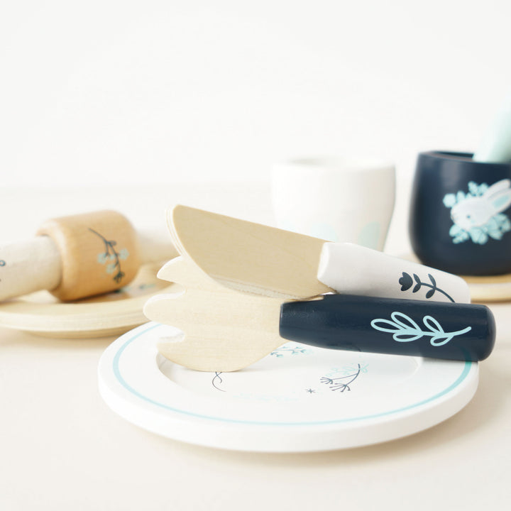 Le Toy Van Cutlery &amp; Dinner Set
