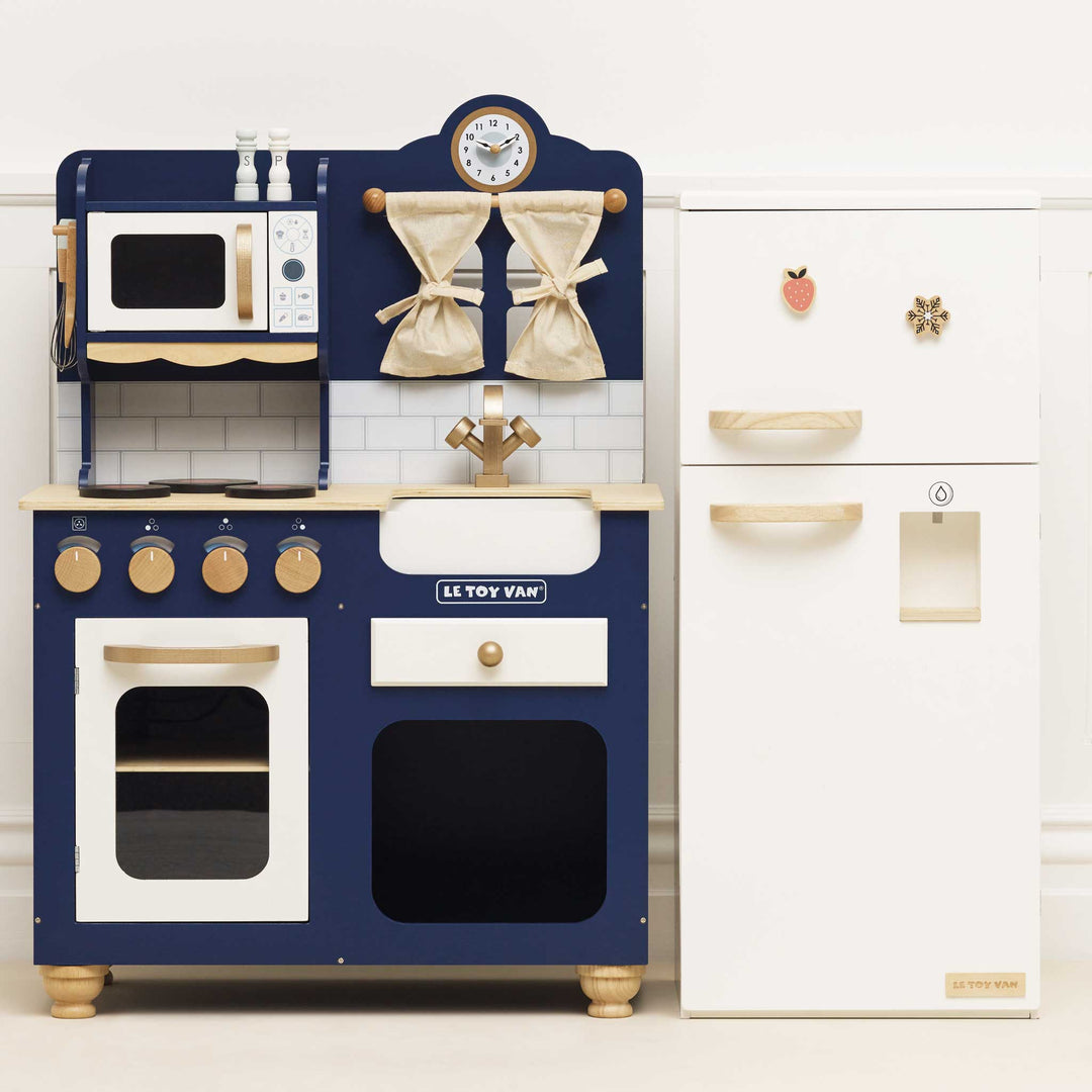 Le Toy Van Oxford Wooden Play Kitchen