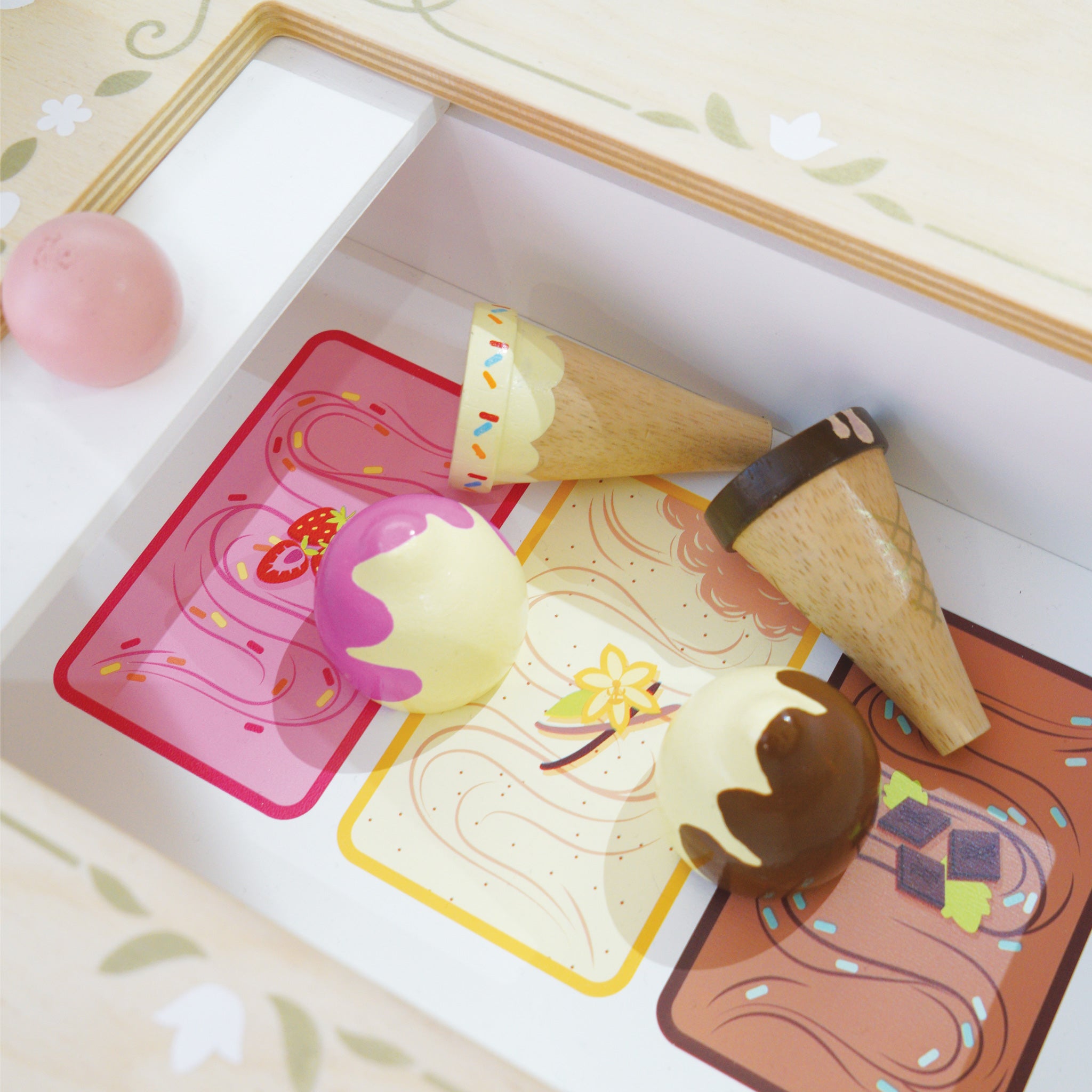 Le Toy Van Ice Cream Trolley Market Stall