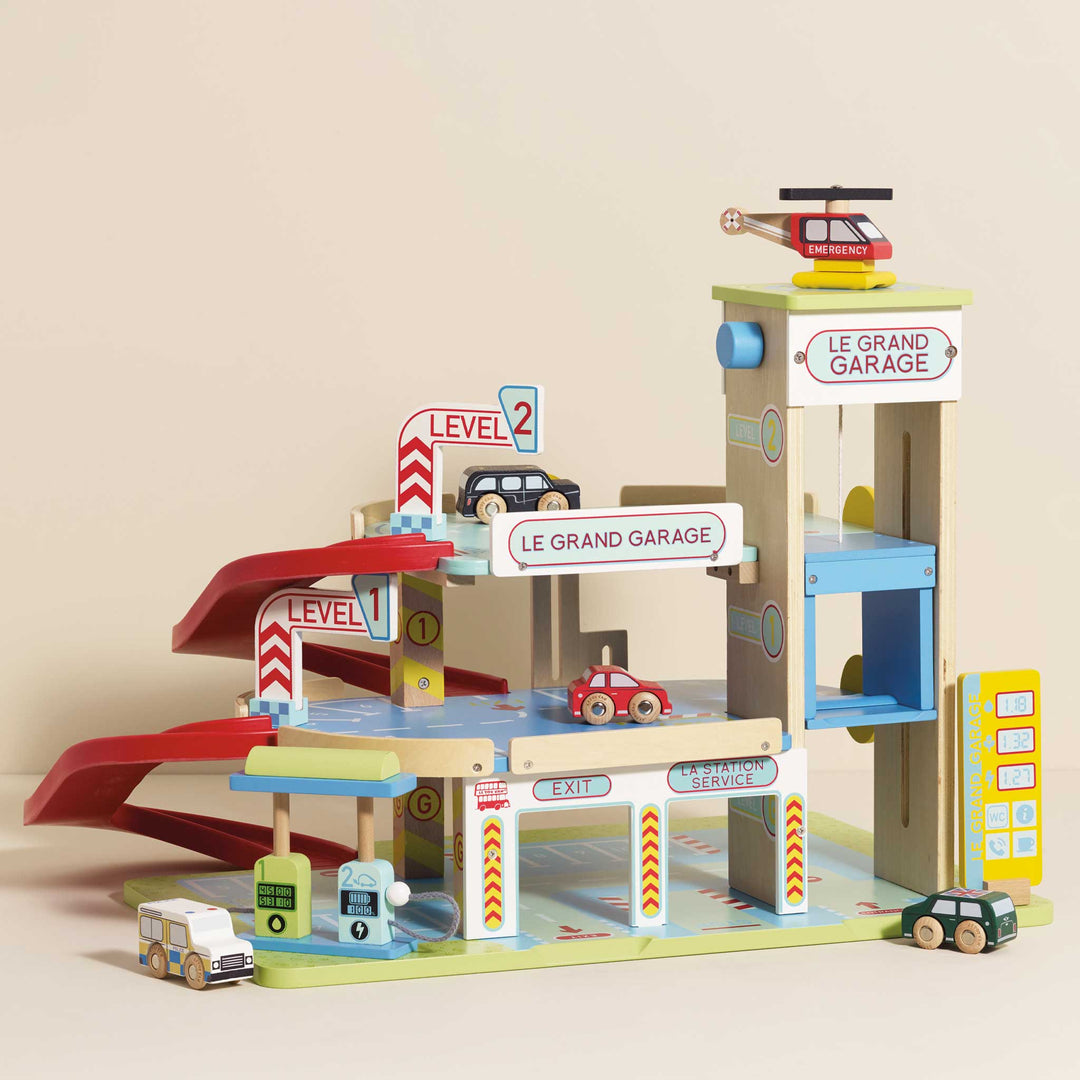 Le Toy Van Le Grand Wooden Garage