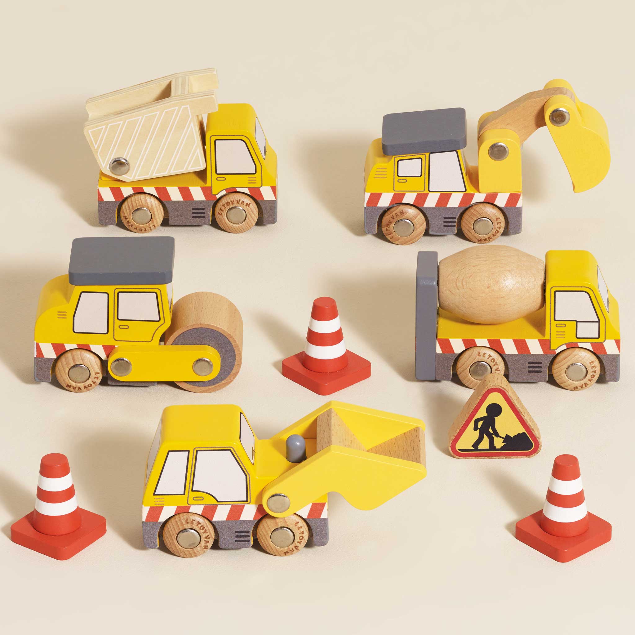 Le Toy Van Construction Toy Cars, Trucks & Diggers