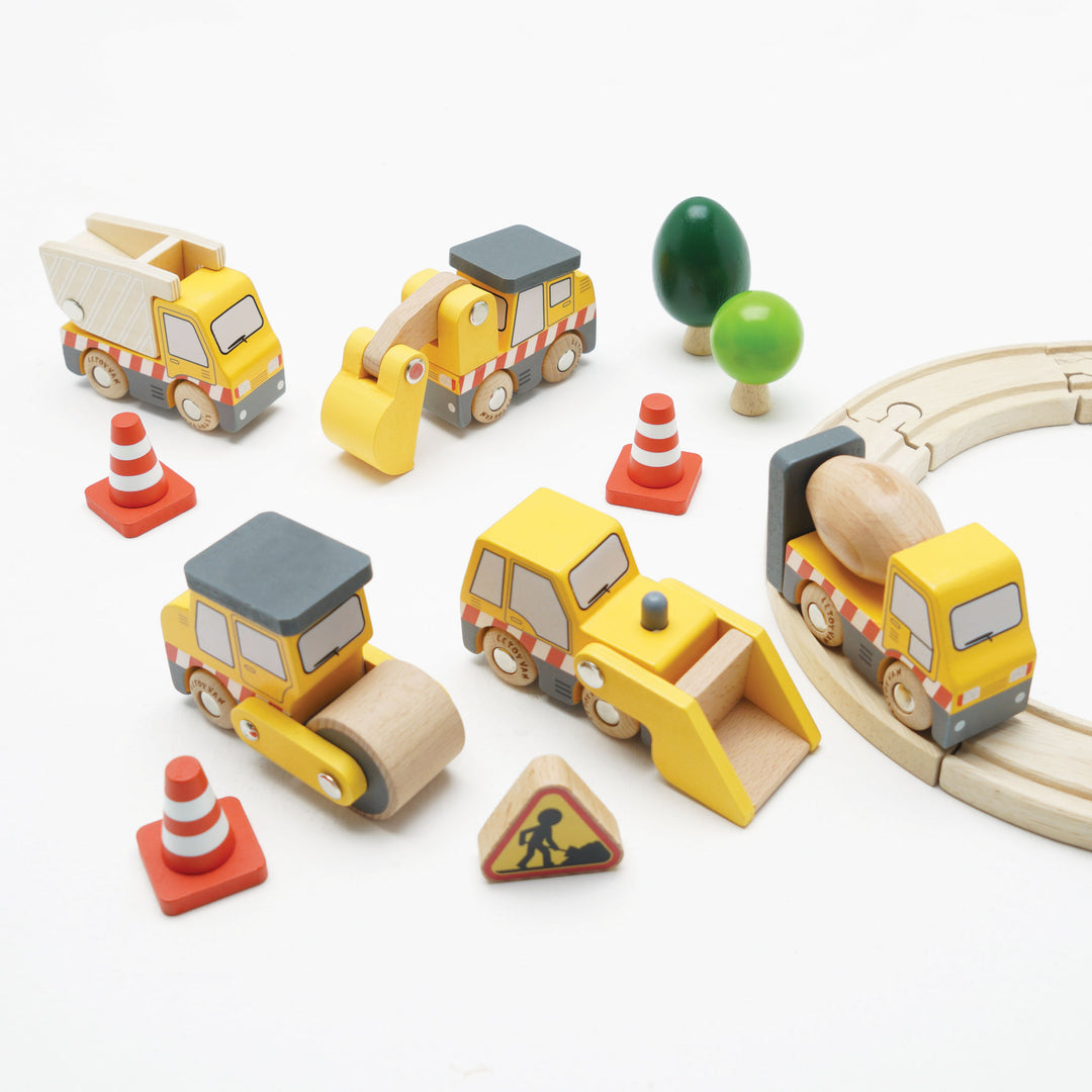 Le Toy Van Construction Toy Cars, Trucks &amp; Diggers