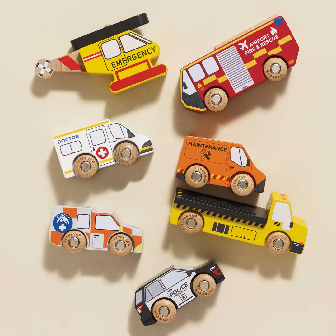 Le Toy Van Emergency Helicopter &amp; Rescue Cars