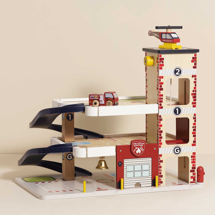Le Toy Van Fire &amp; Rescue Garage