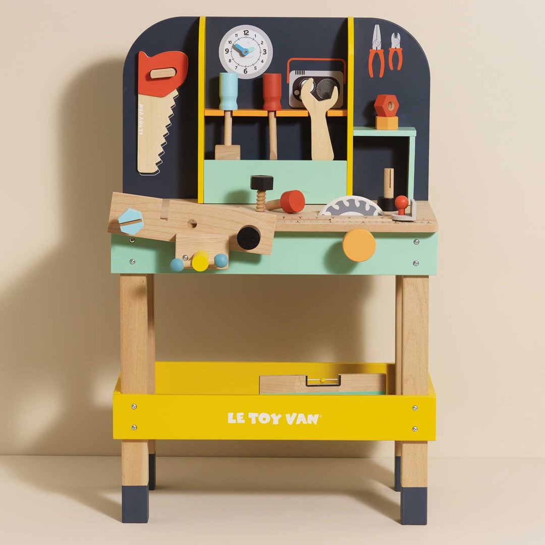 Le Toy Van Alex’s Wooden Workbench