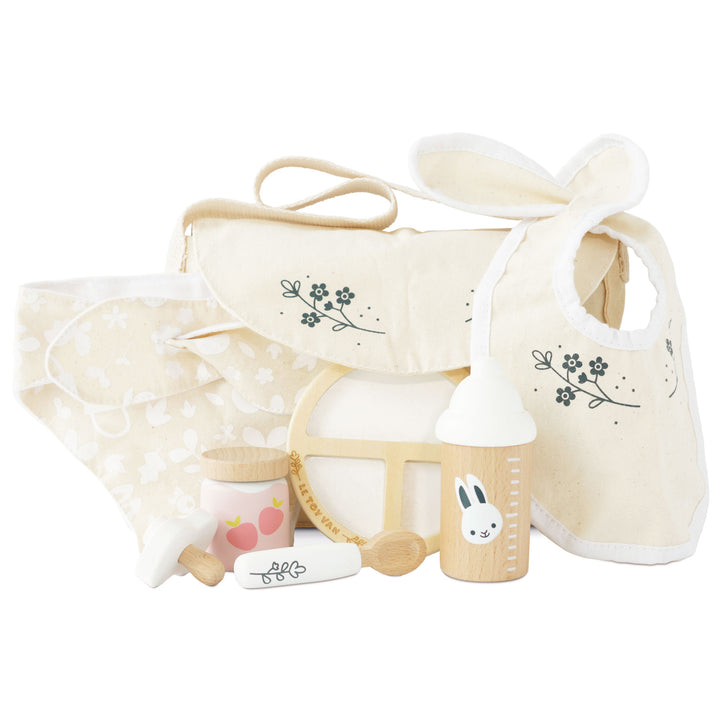 Le Toy Van Nursing Set &amp; Bag