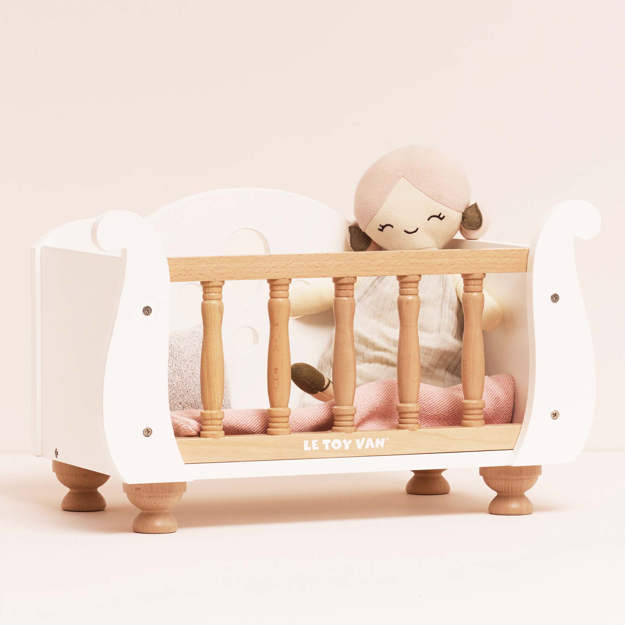 Le Toy Van Dolls Wooden Sleigh Cot