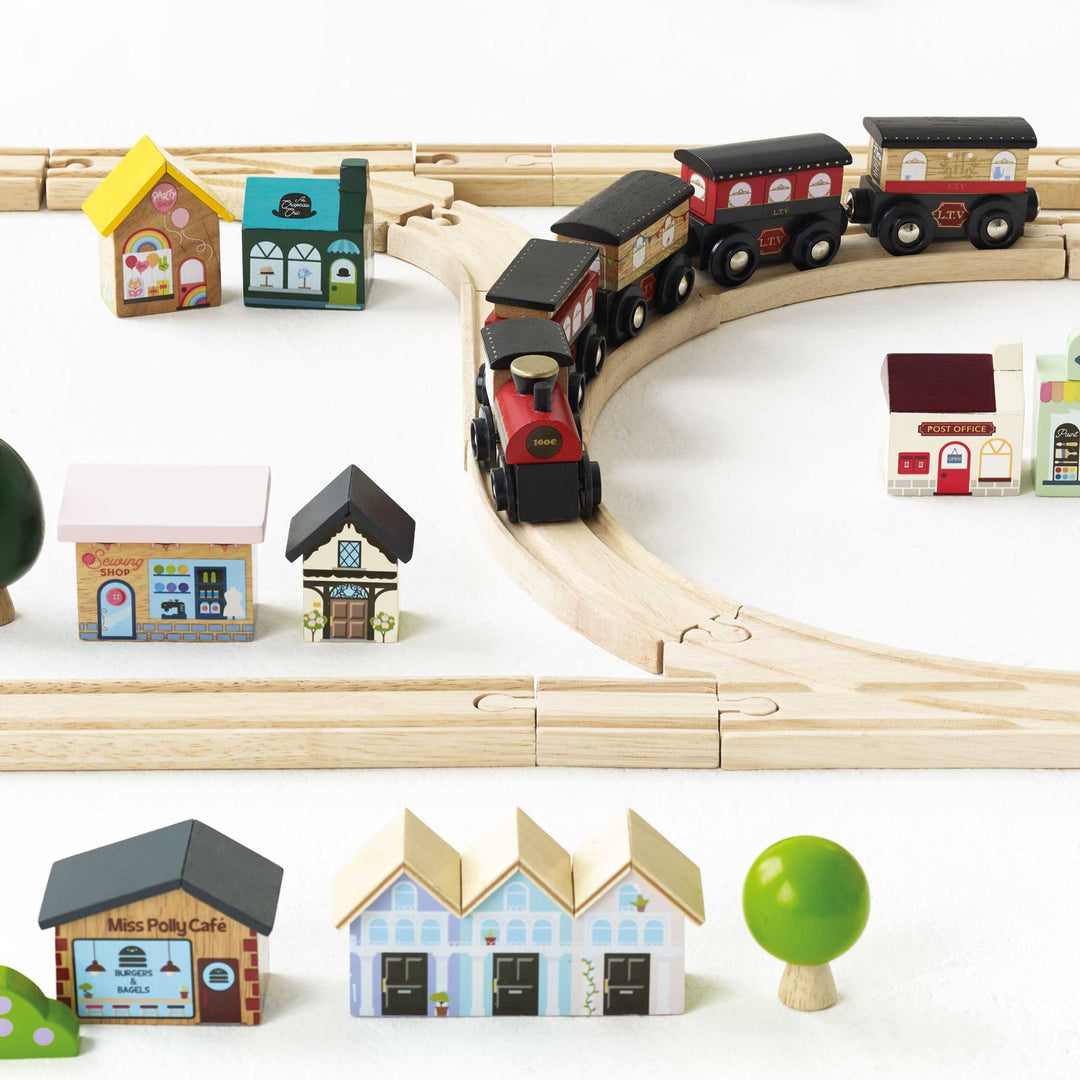 Le Toy Van London Train Set
