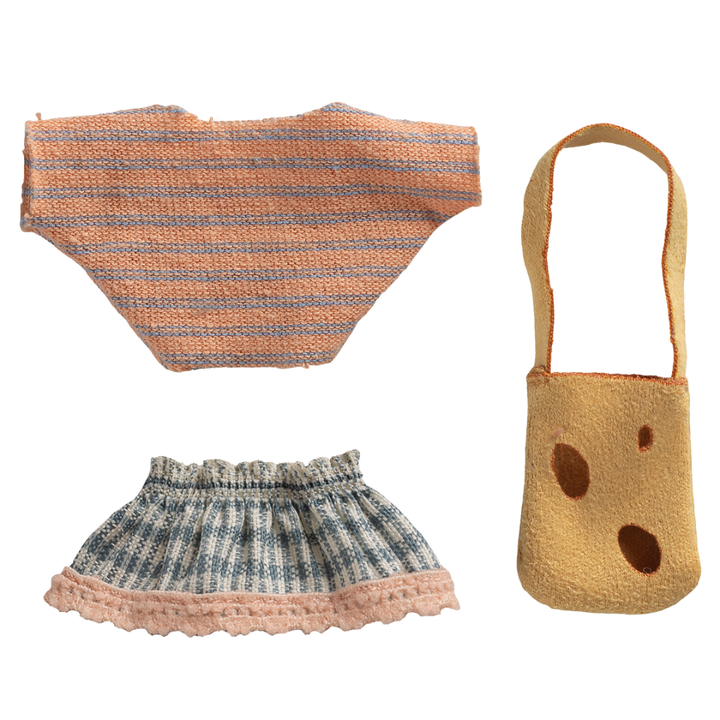 Maileg Mouse Clothes &amp; Bag – Little Sister