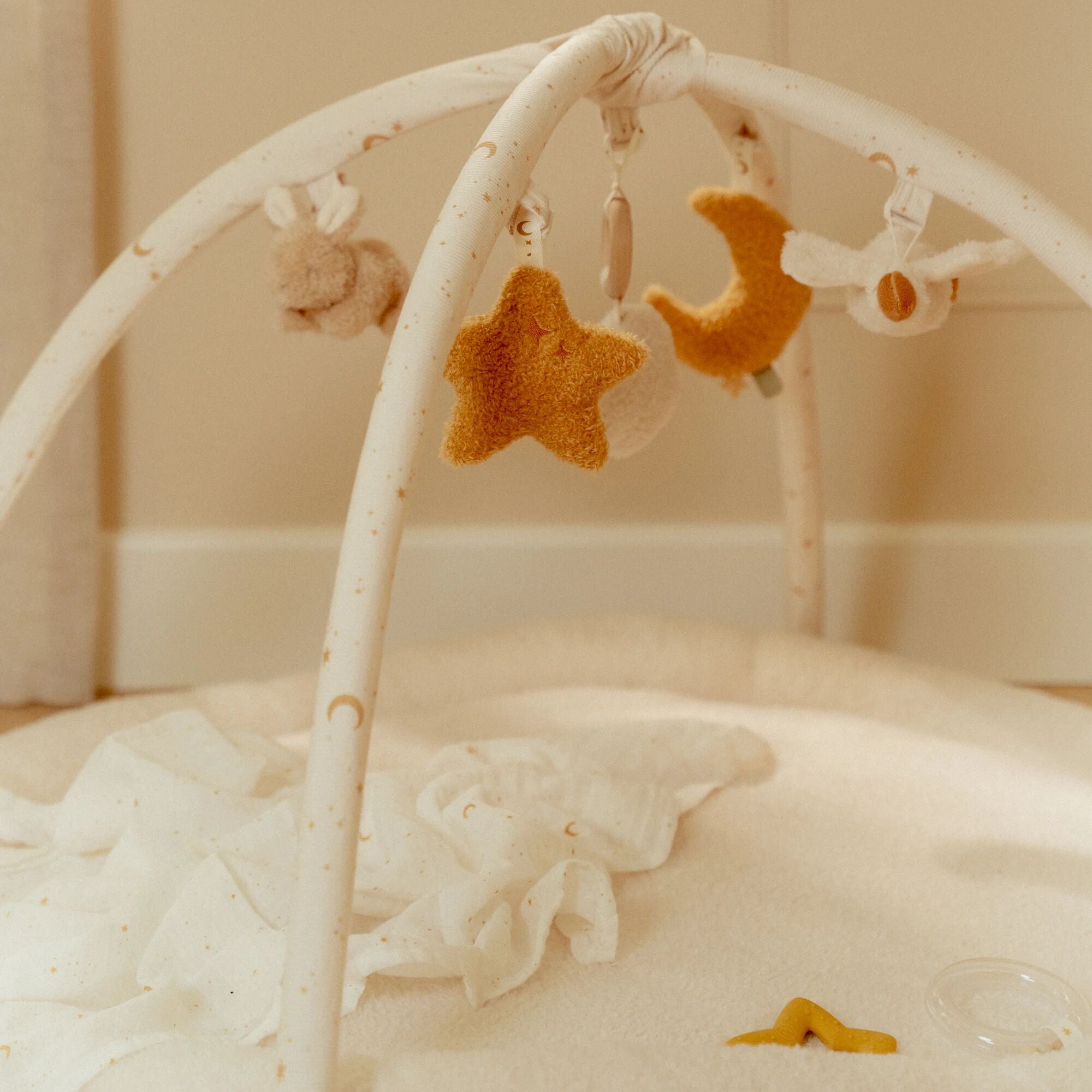 Little Dutch Soft Baby Activity Playmat with Arch – Newborn Naturals