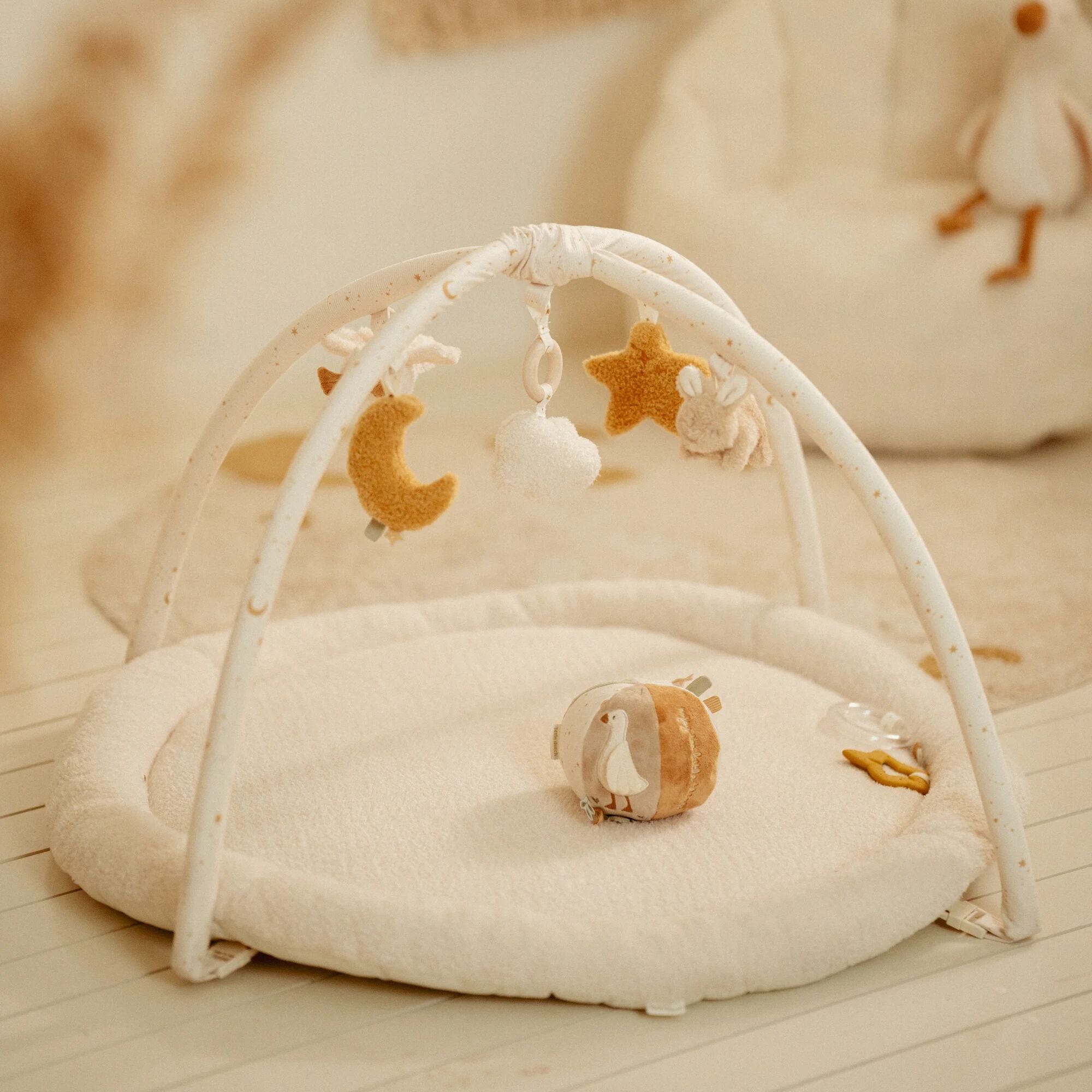 Little Dutch Soft Baby Activity Playmat with Arch – Newborn Naturals