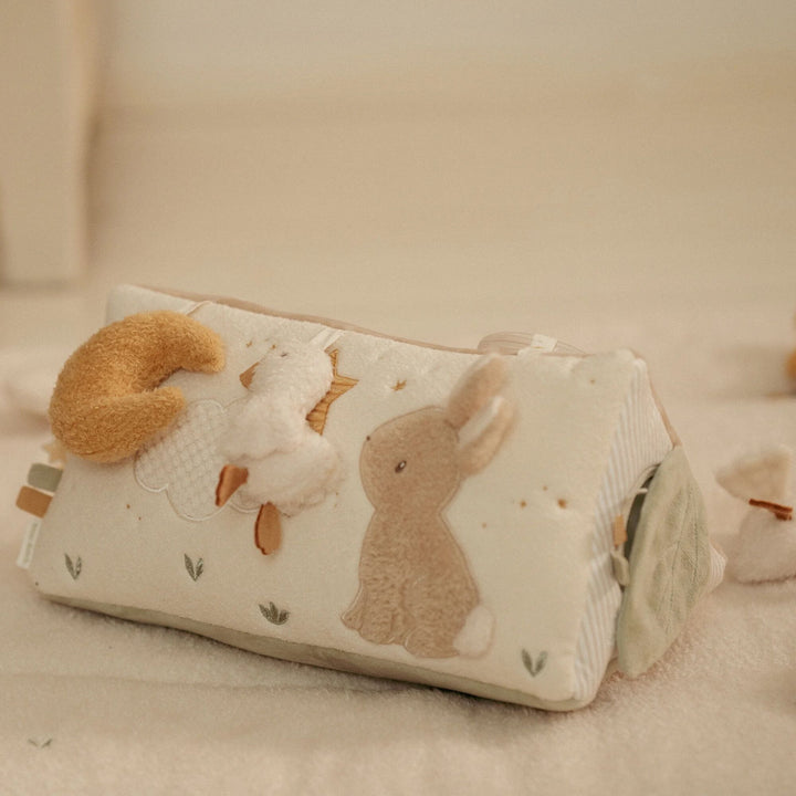 Little Dutch Soft Activity Triangle – Newborn Naturals