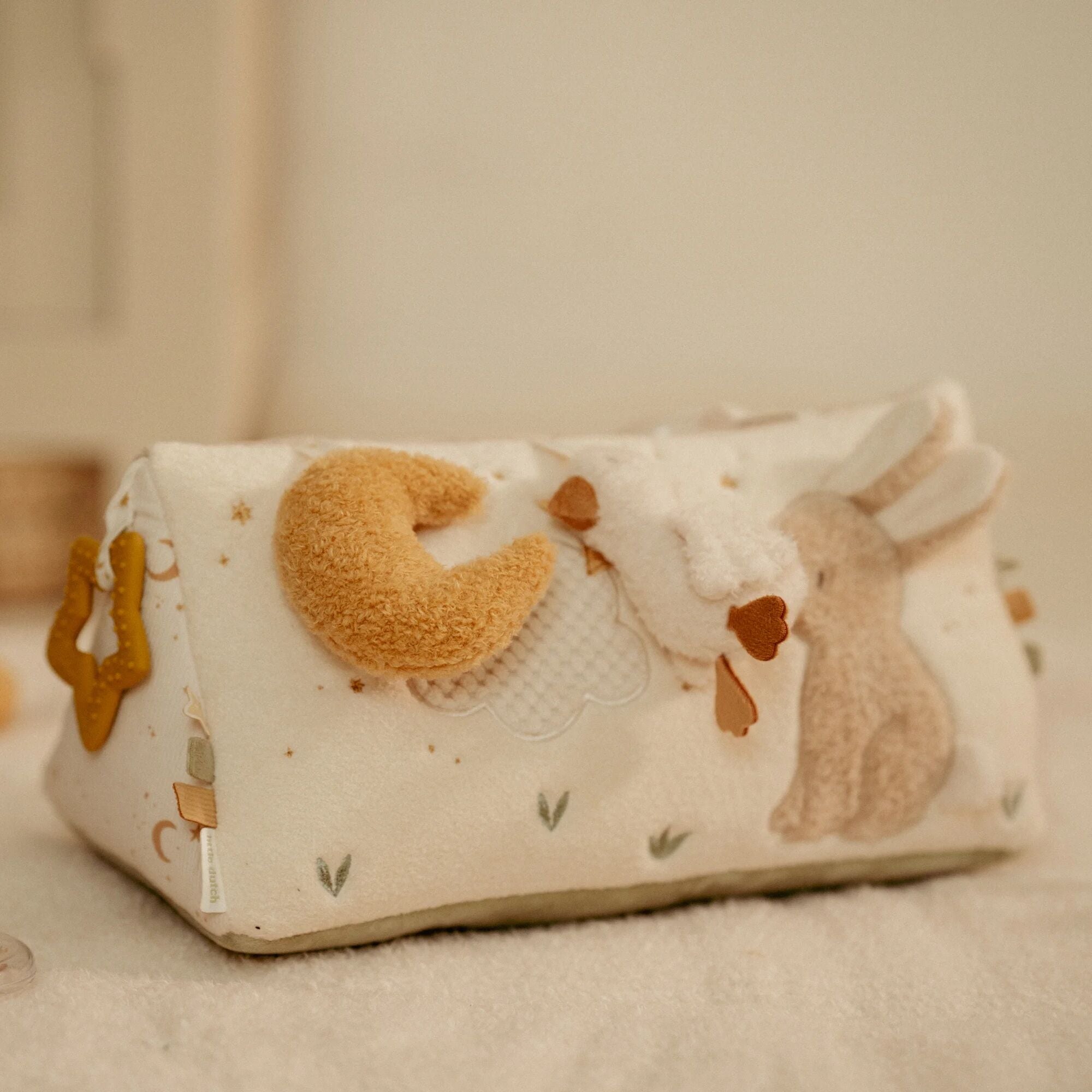 Little Dutch Soft Activity Triangle – Newborn Naturals