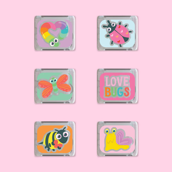 Glo Pals® Water Activated Light-Up Cubes – Love Bugs (6 Pack)