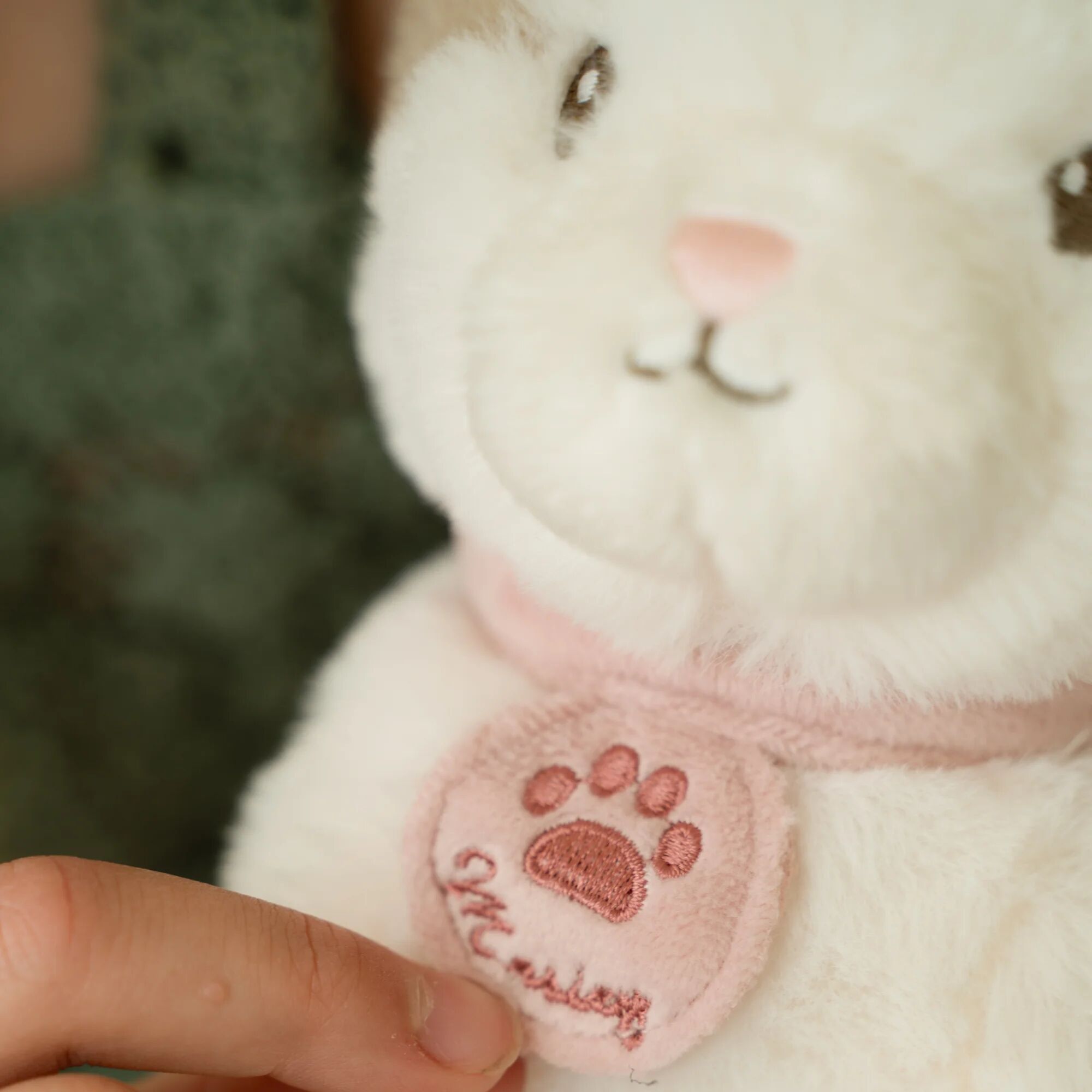 Little Dutch Cuddle Cat in Pink Carry Bag – Marley