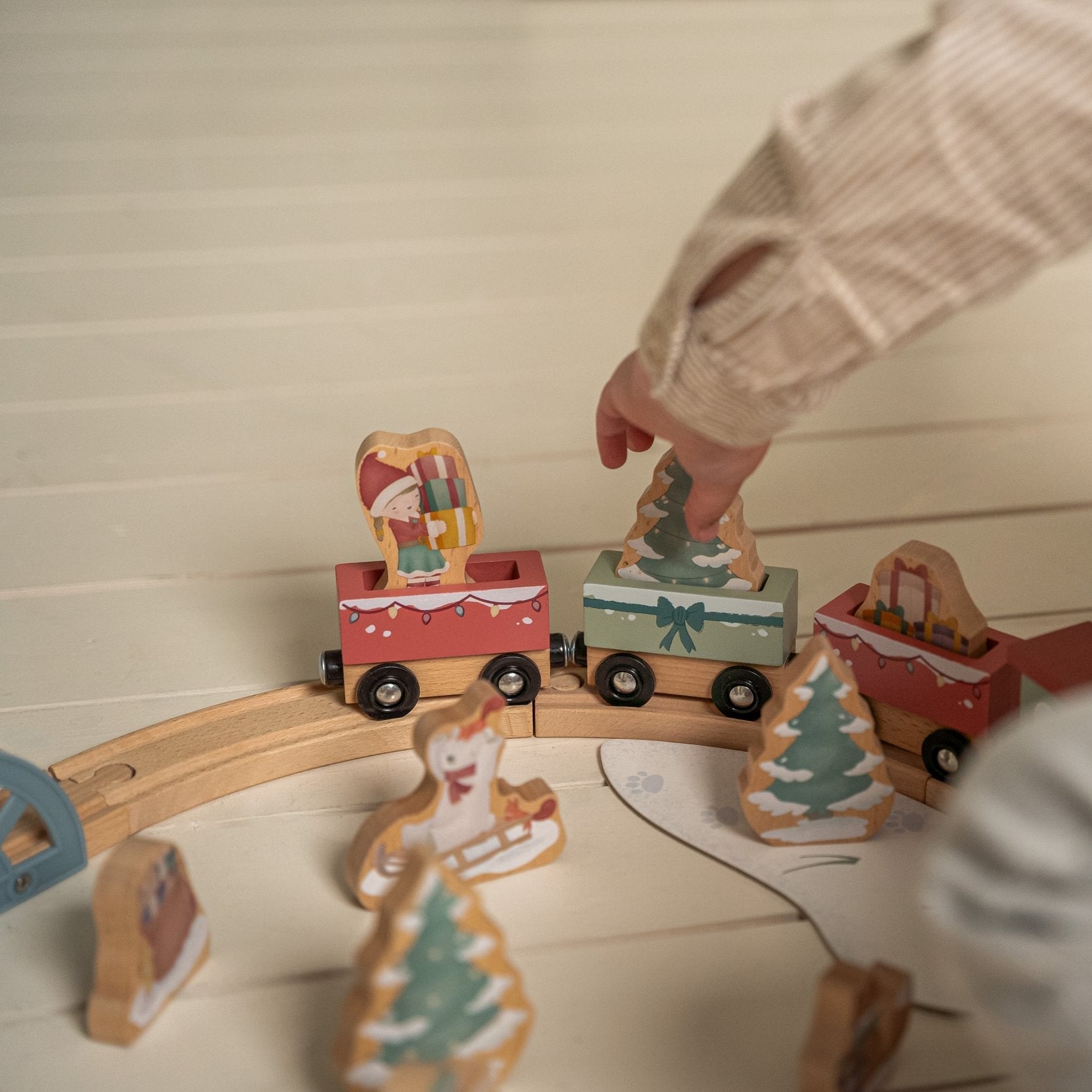 Little Dutch Wooden Train Track – Christmas