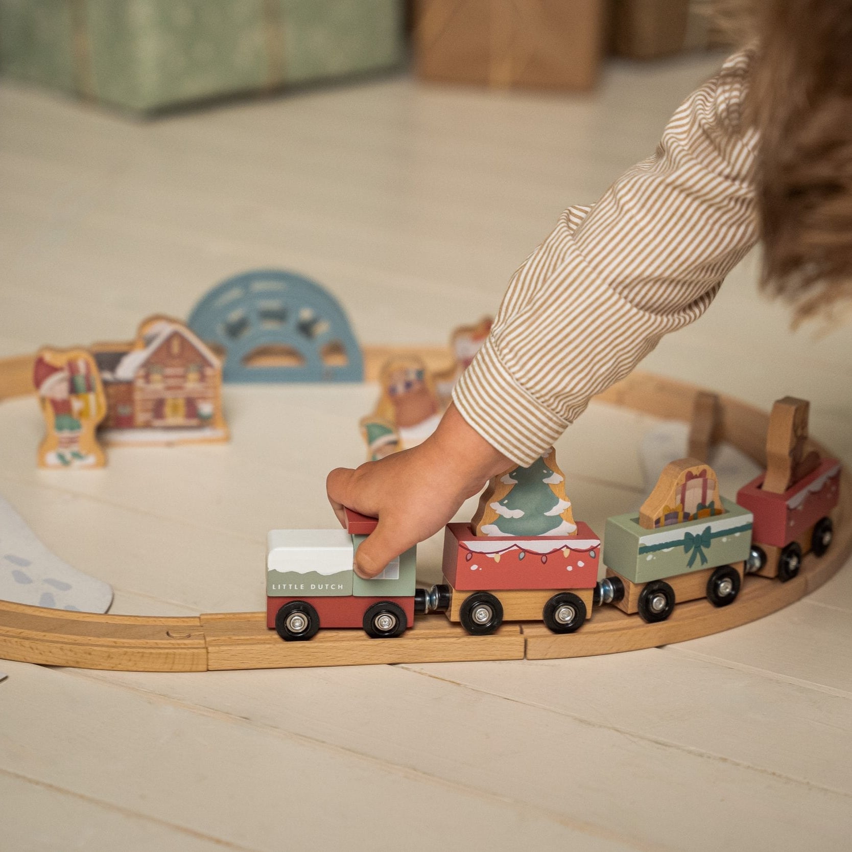 Little Dutch Wooden Train Track – Christmas
