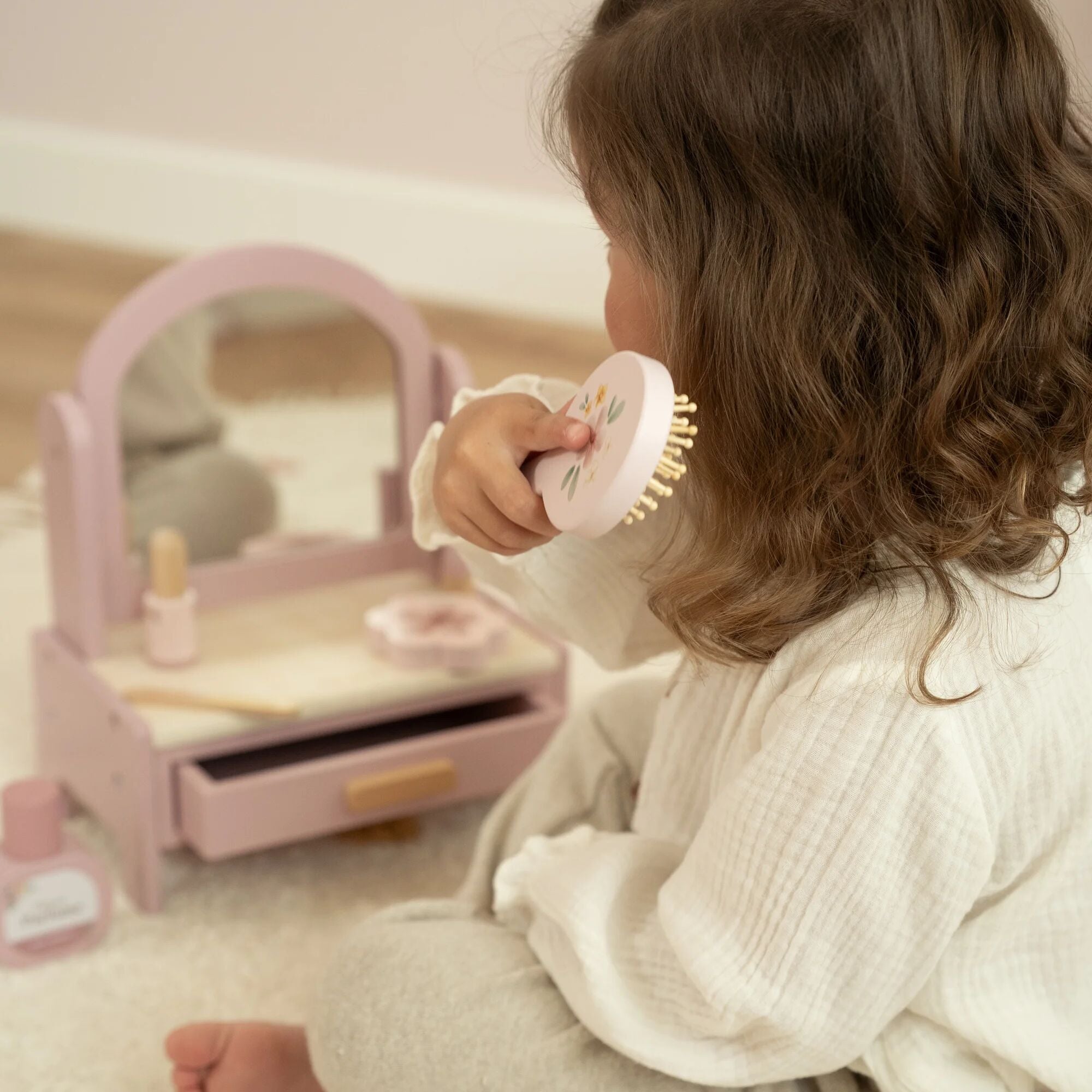 Little Dutch Vanity Table