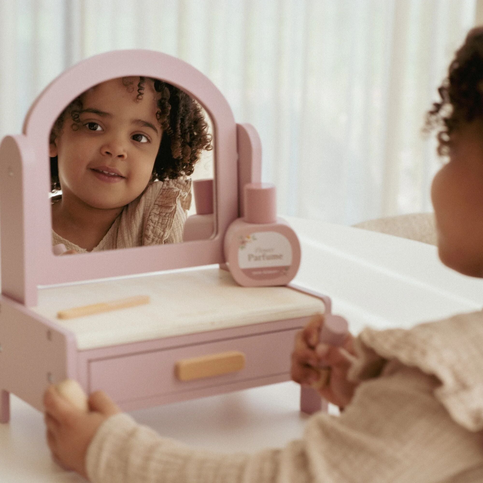 Little Dutch Vanity Table