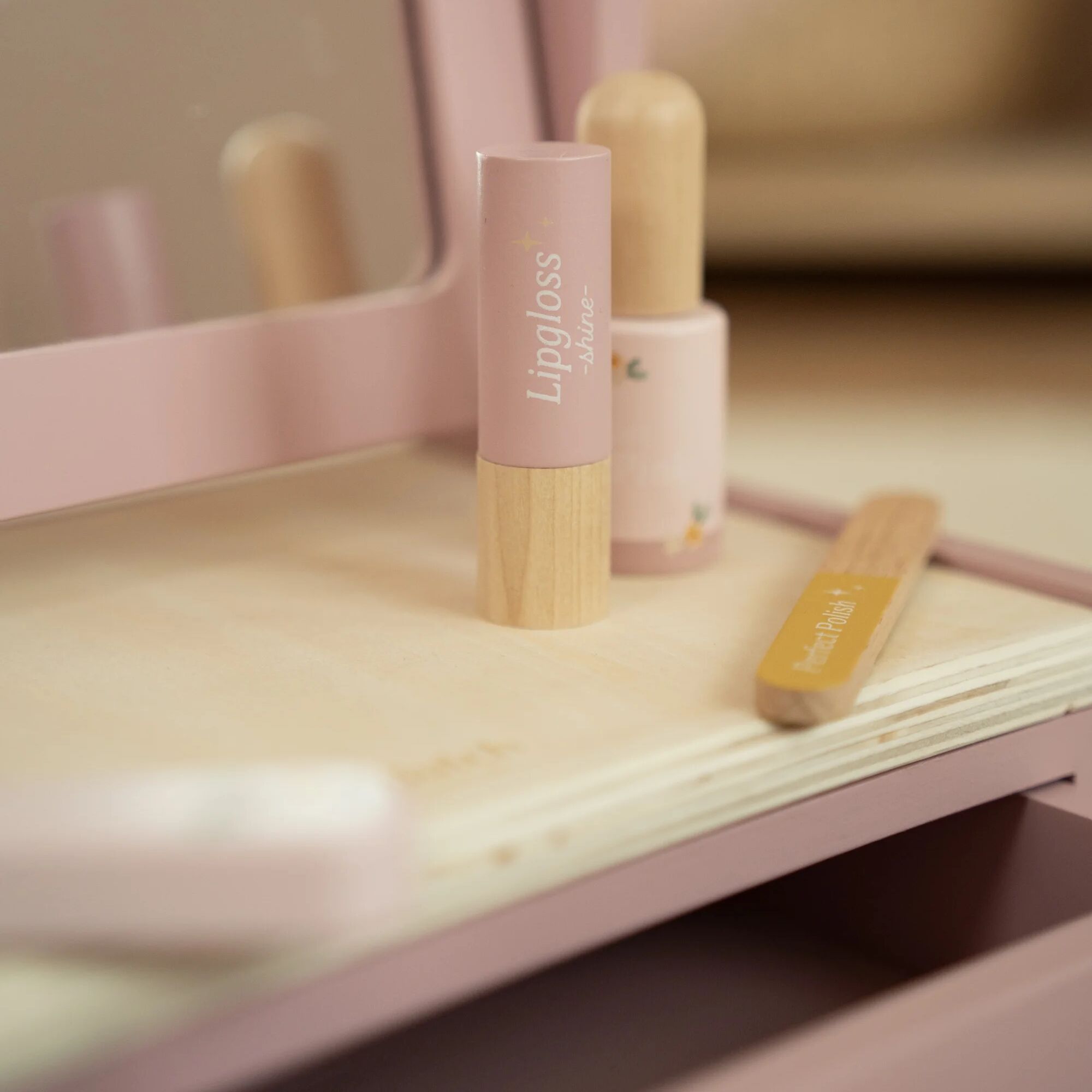 Little Dutch Vanity Table