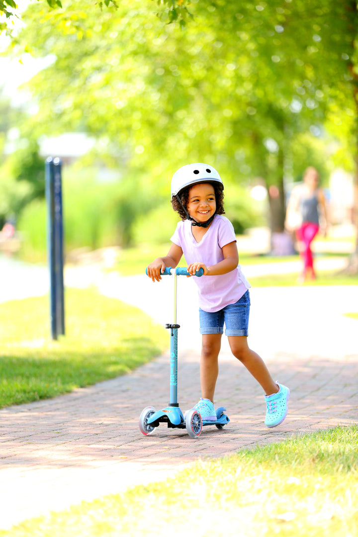 Micro® Mini Deluxe Scooter – Aqua