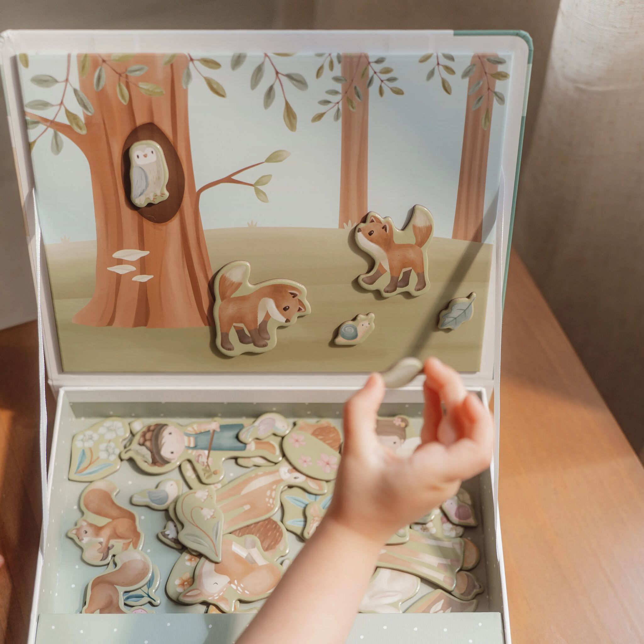 Little Dutch Magnetic Playboard – Forest Friends