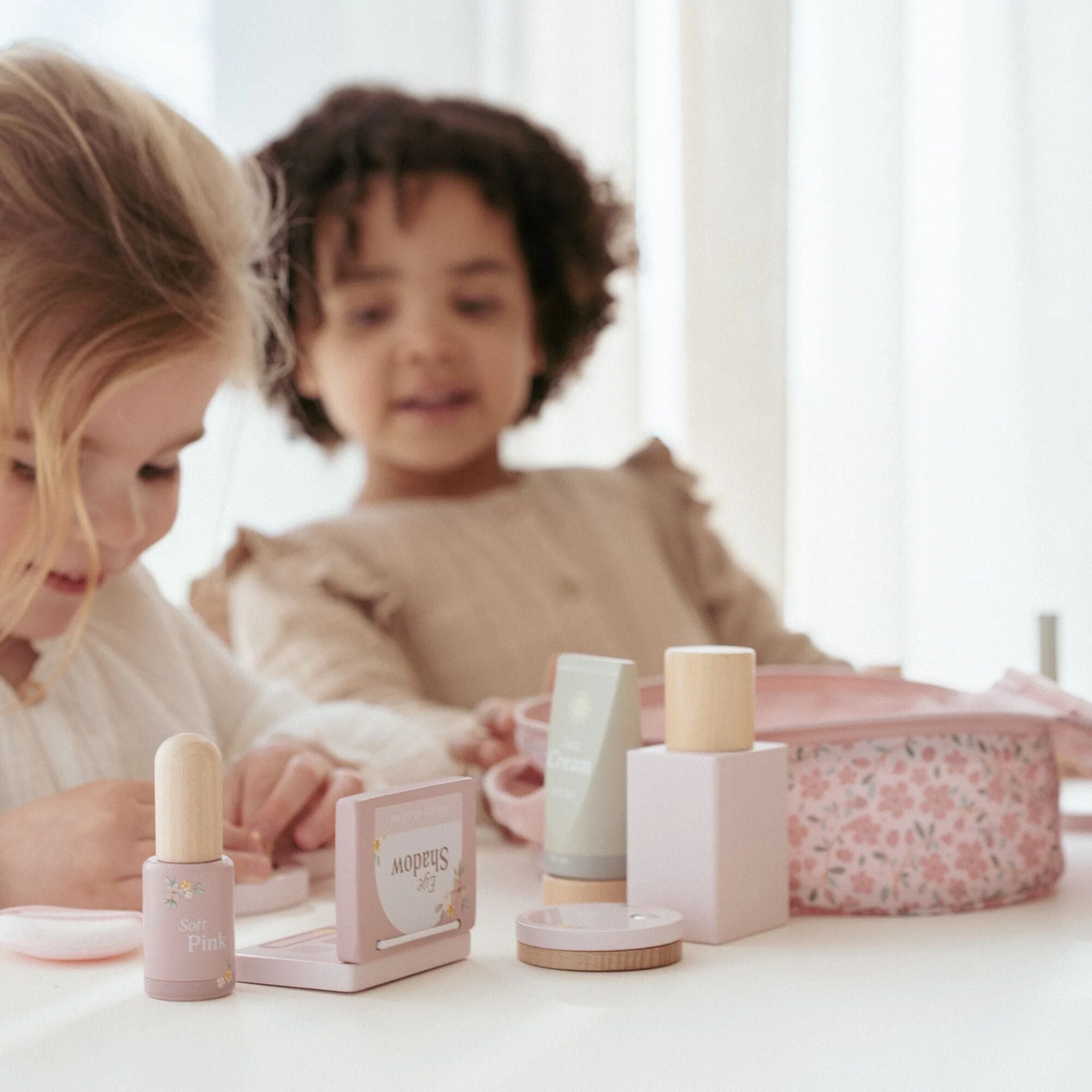 Little Dutch Wooden Makeup Playset