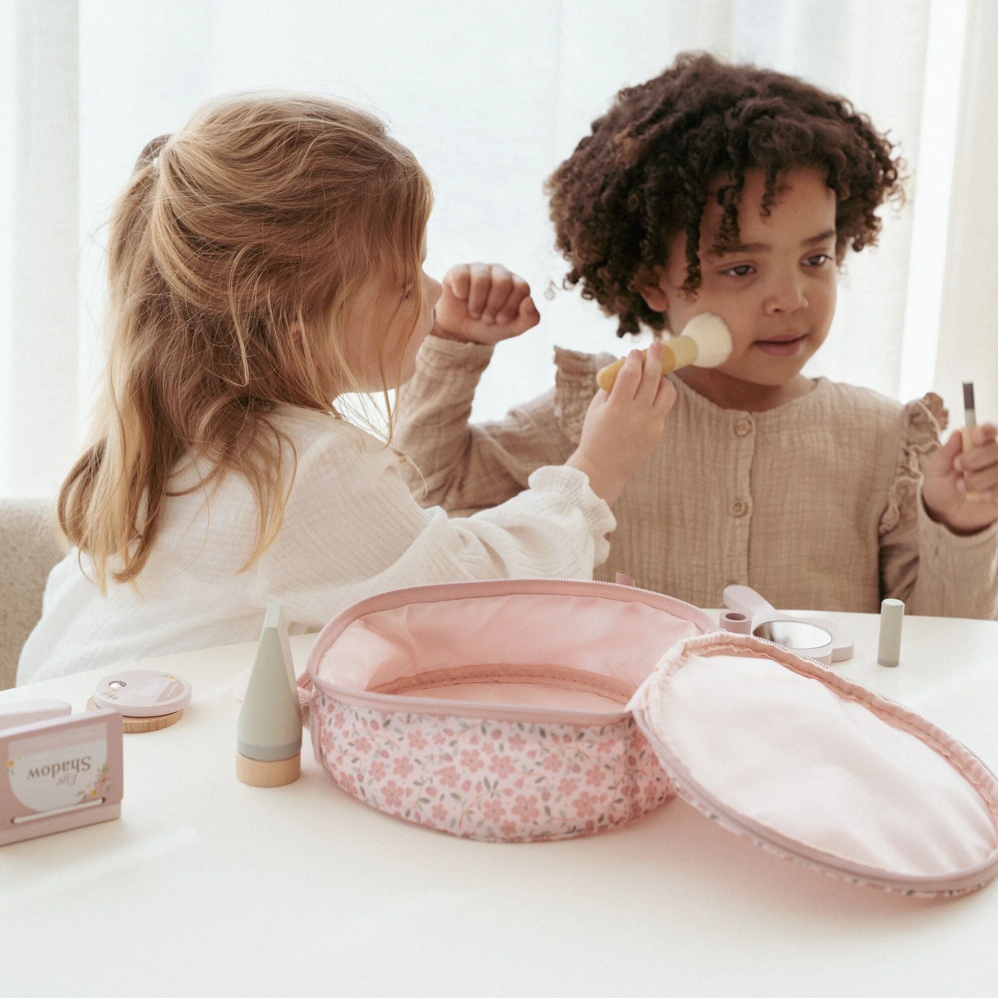 Little Dutch Wooden Makeup Playset