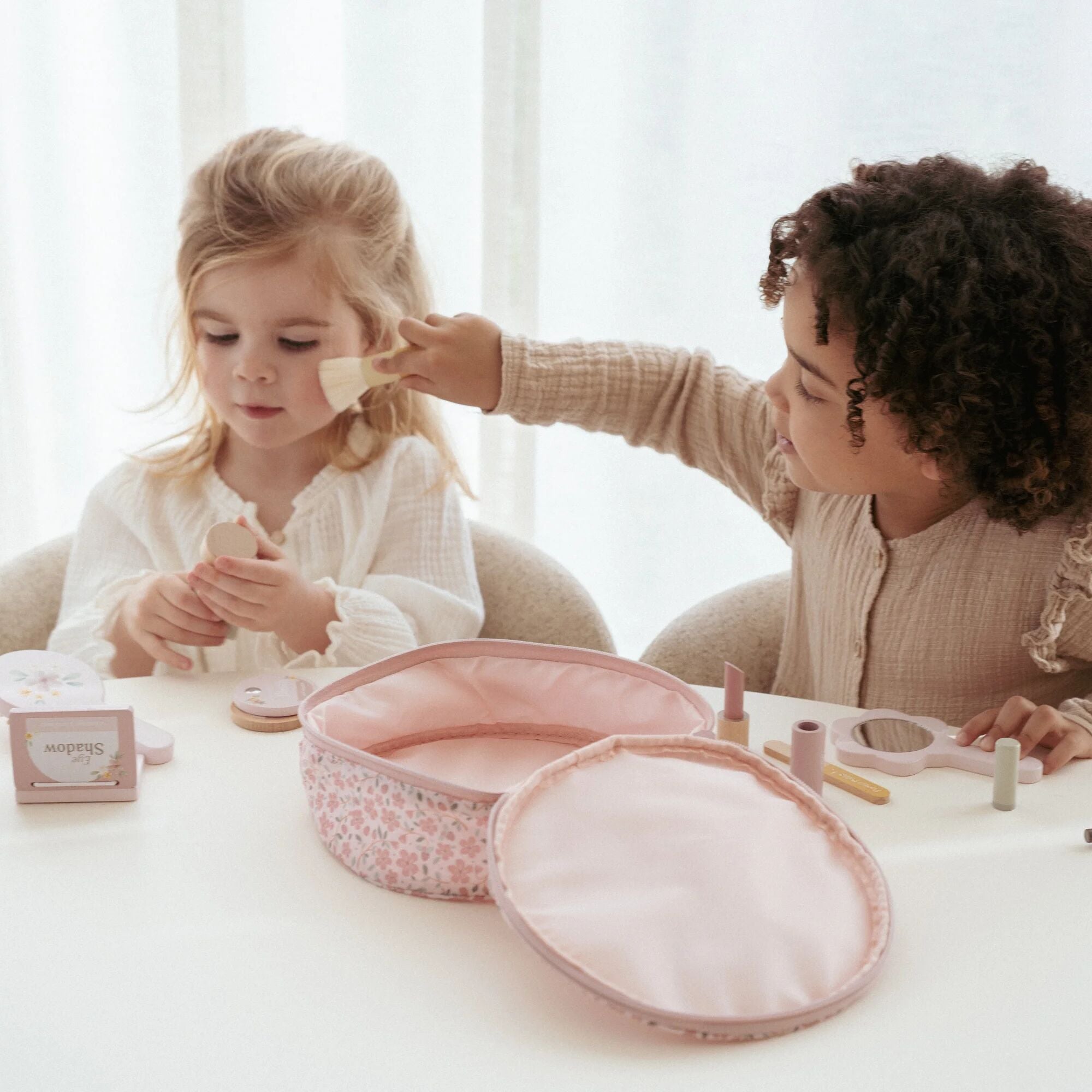 Little Dutch Wooden Makeup Playset