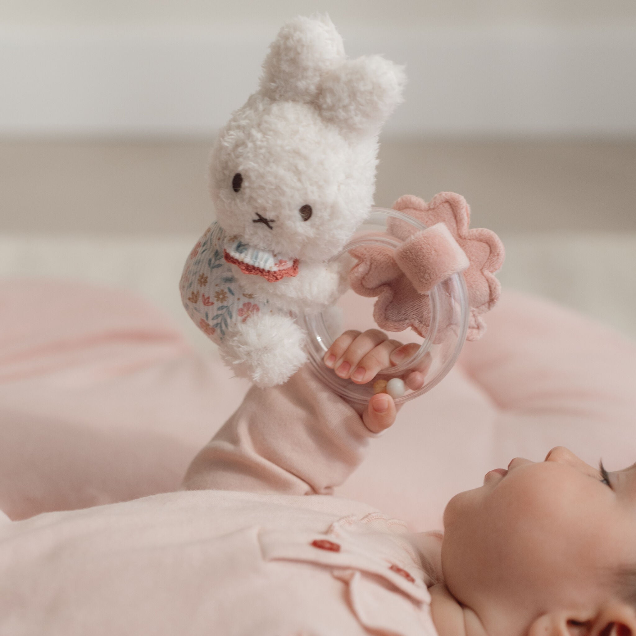 Little Dutch x Miffy Ring Rattle – Lucky Blossom