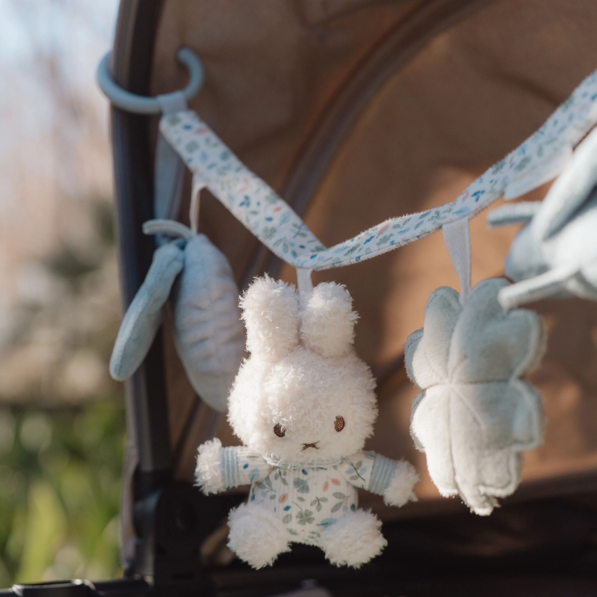Little Dutch x Miffy Soft Activity Pram Chain – Lucky Leaves