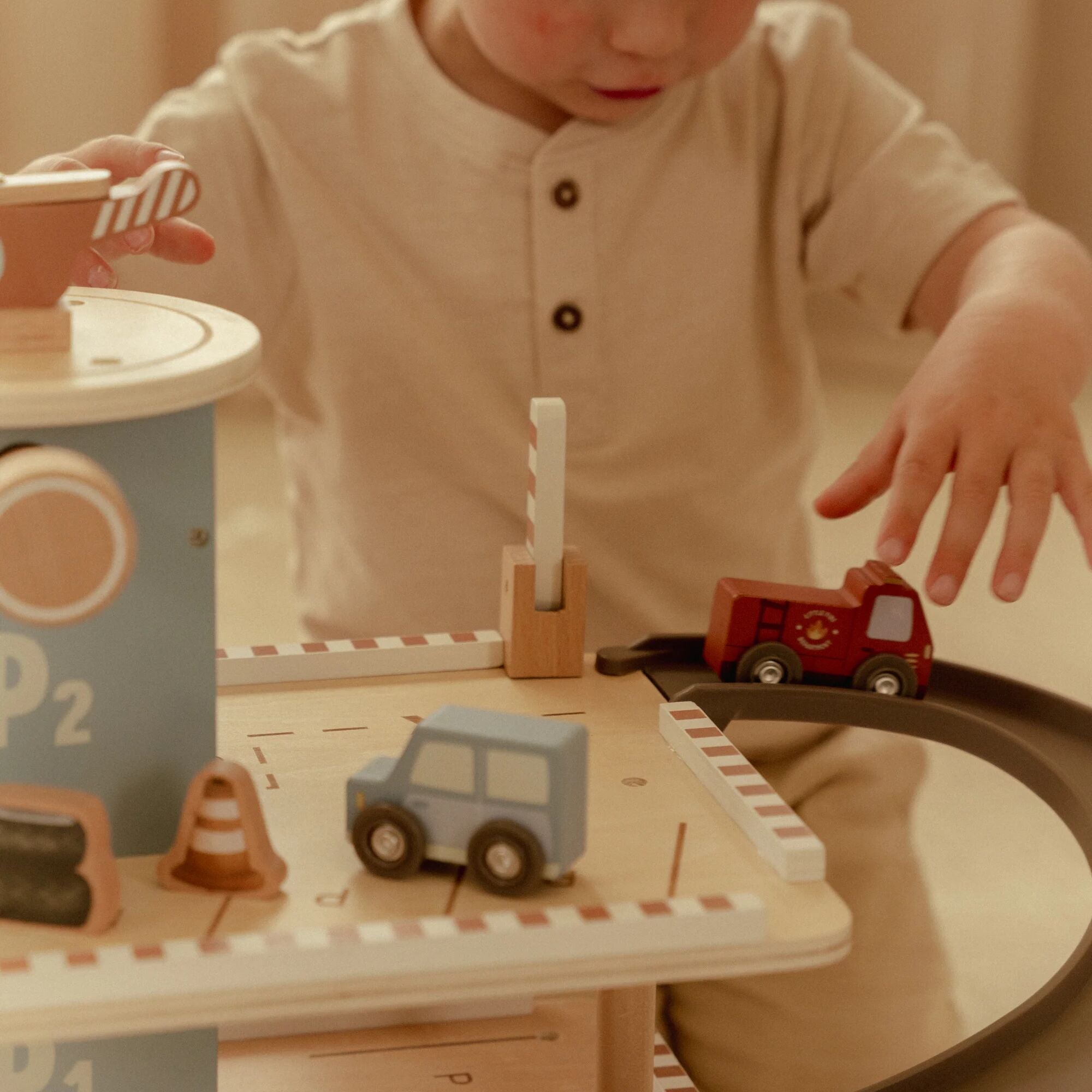 Little Dutch Wooden Parking Garage