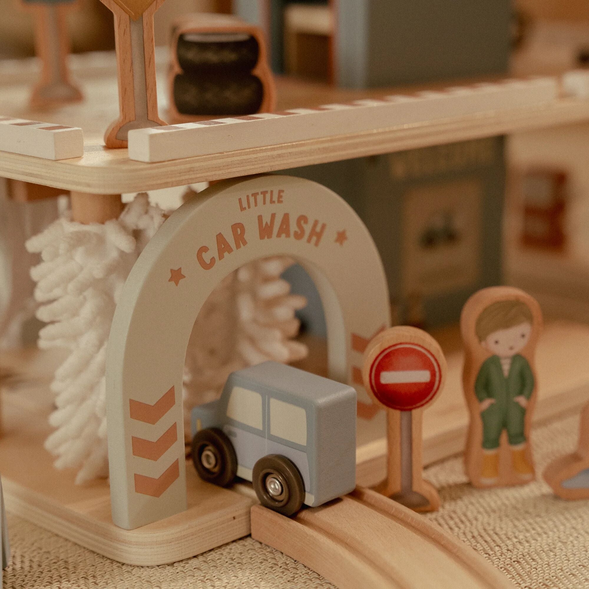 Little Dutch Wooden Parking Garage