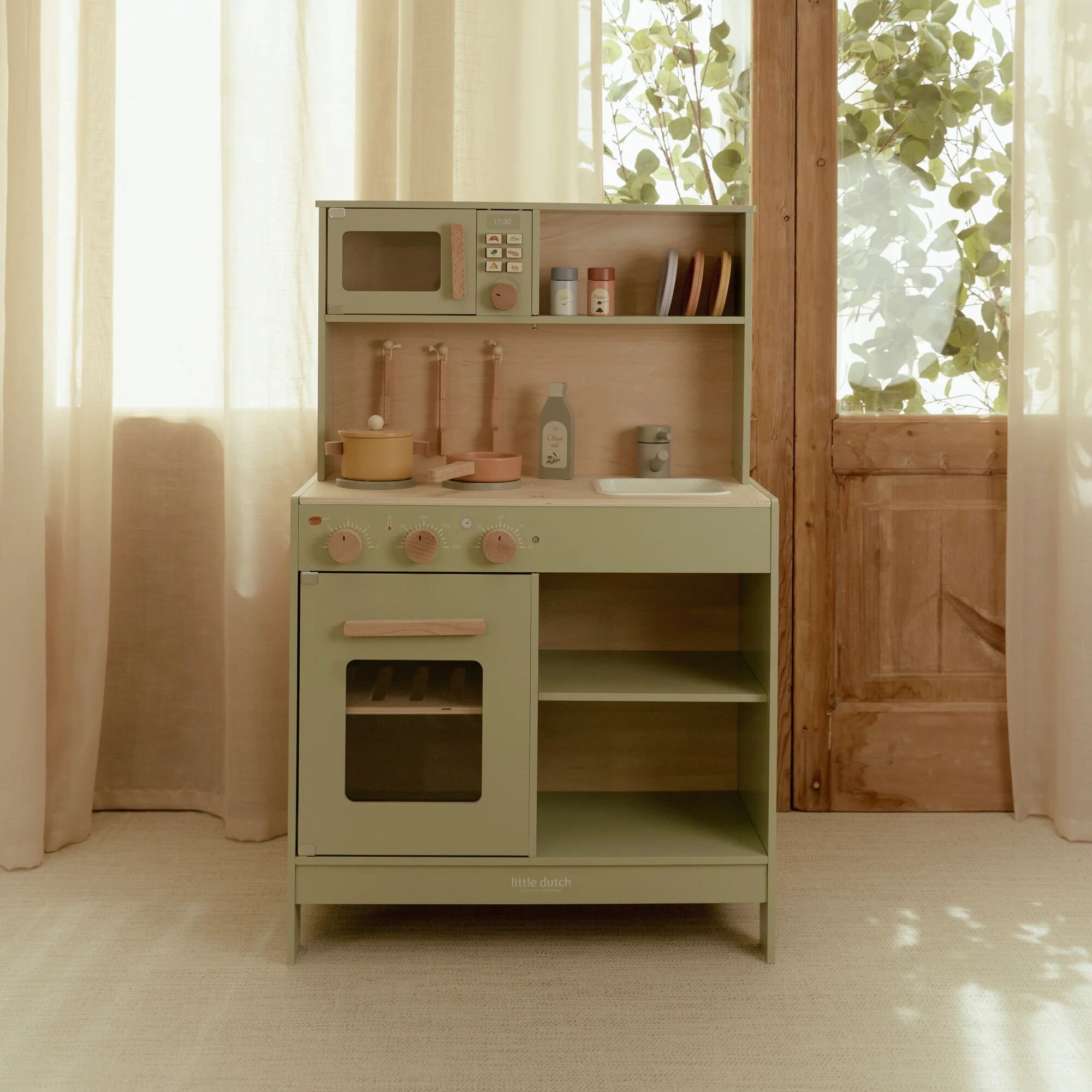 Little Dutch Wooden Play Kitchen – Mint
