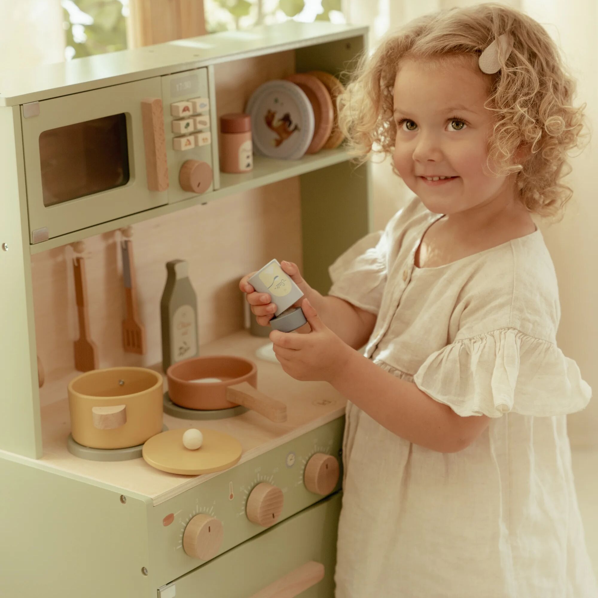Little Dutch Wooden Play Kitchen – Mint