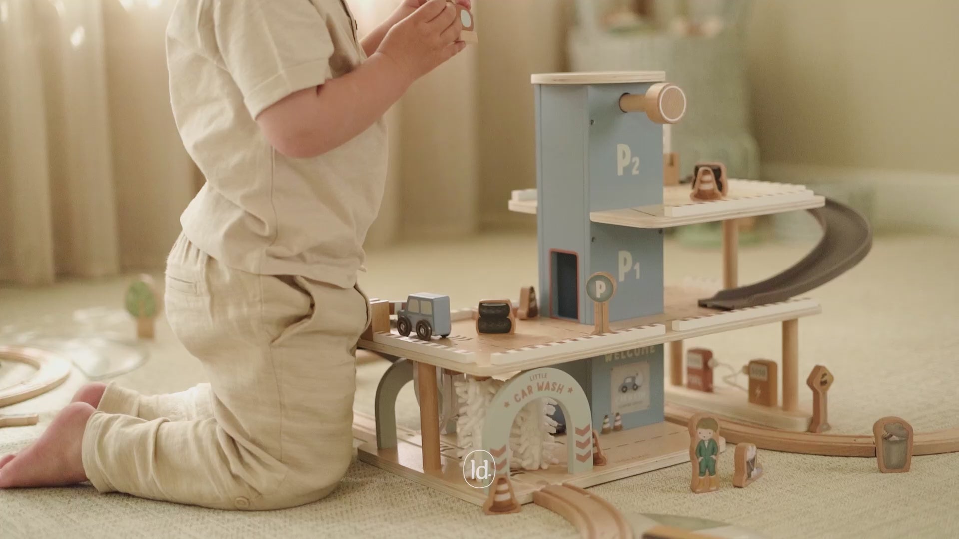 Little Dutch Wooden Parking Garage