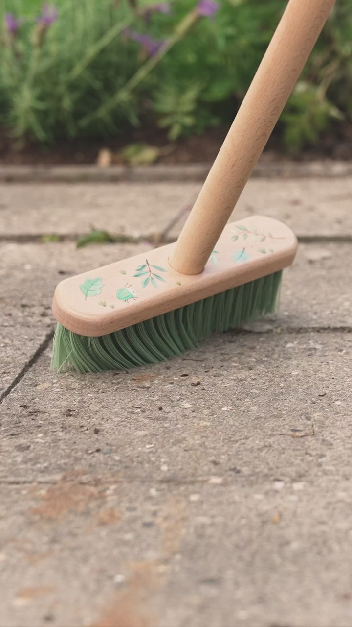 Little Dutch Garden Broom – Forest Friends