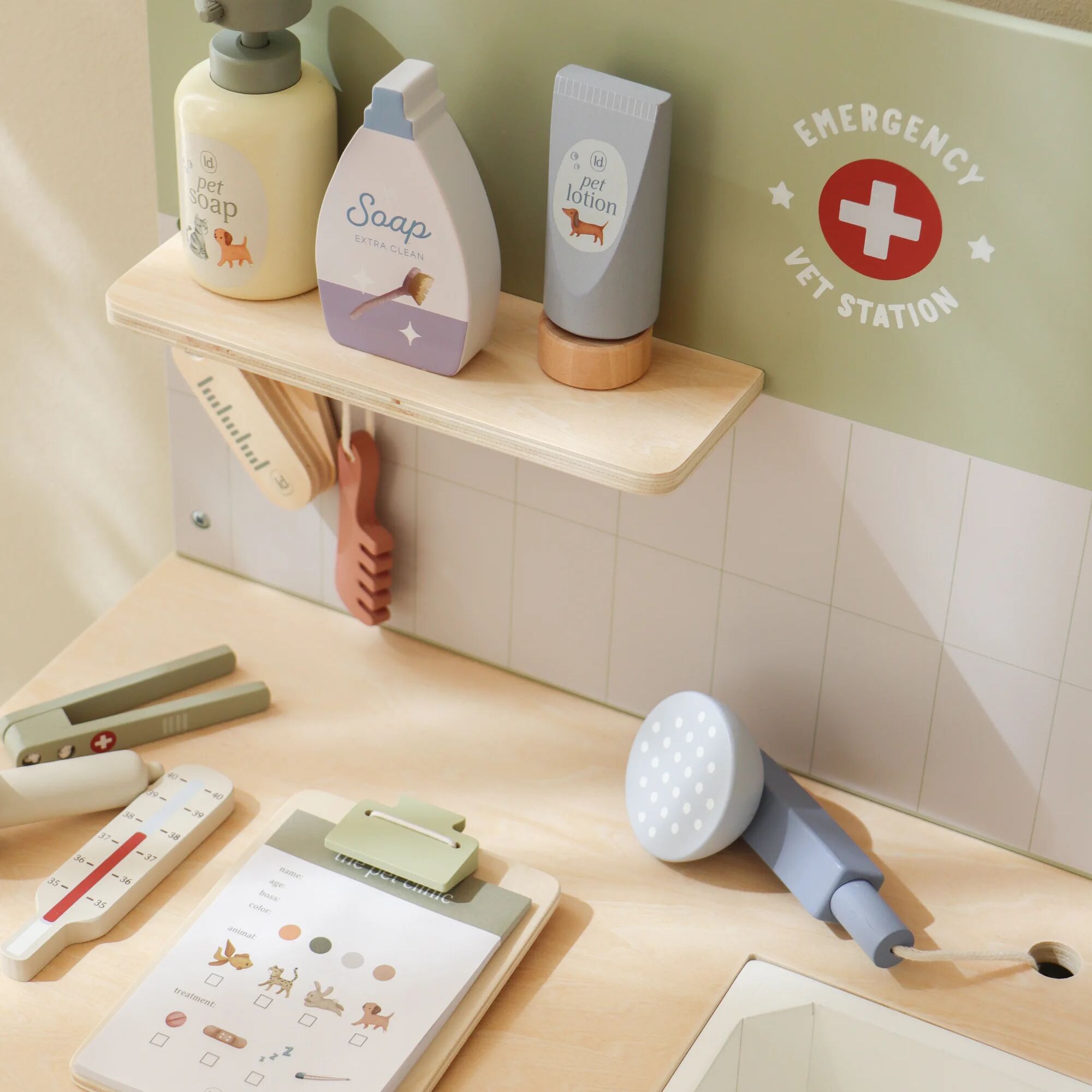 Little Dutch Wooden Veterinary Practice