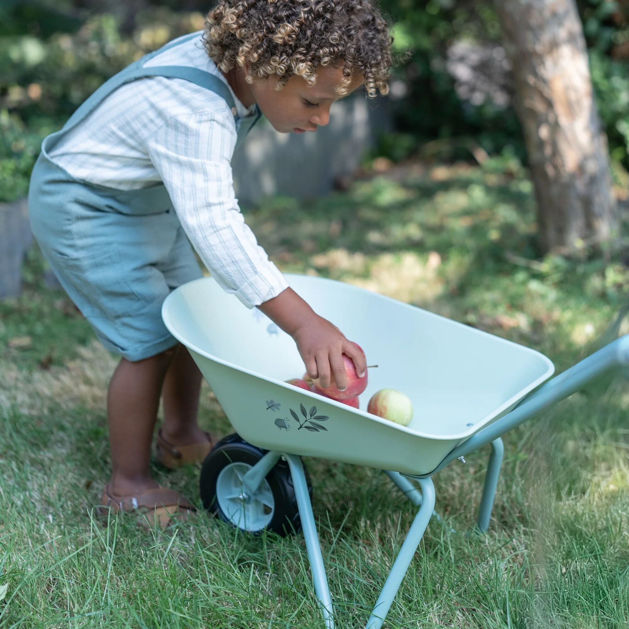 Little Dutch Wheelbarrow – Forest Friends