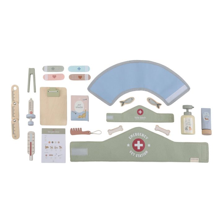 Little Dutch Wooden Veterinary Practice
