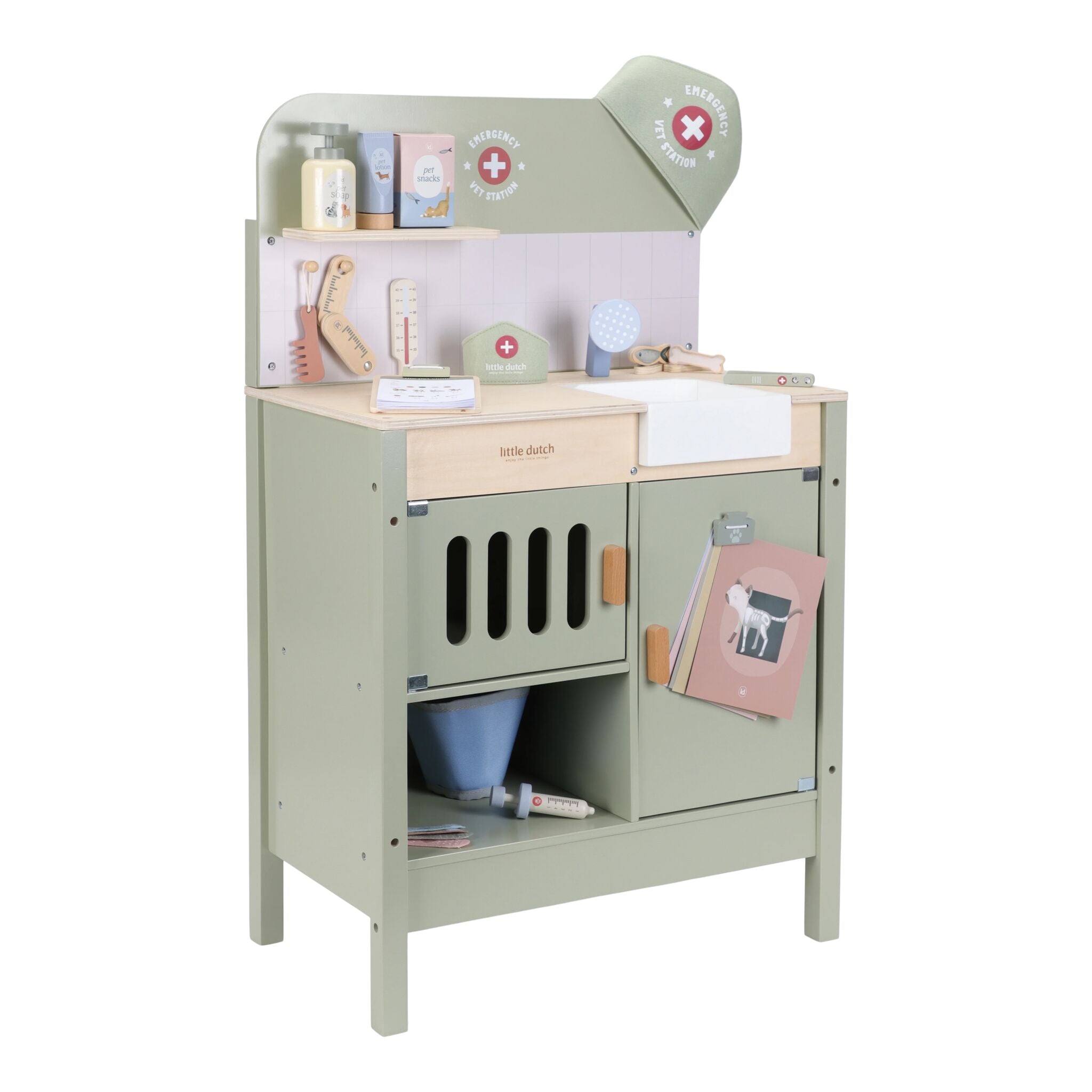 Little Dutch Wooden Veterinary Practice