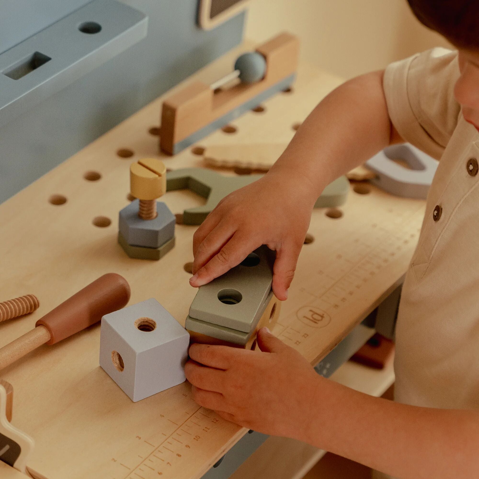 Little Dutch Wooden Workbench