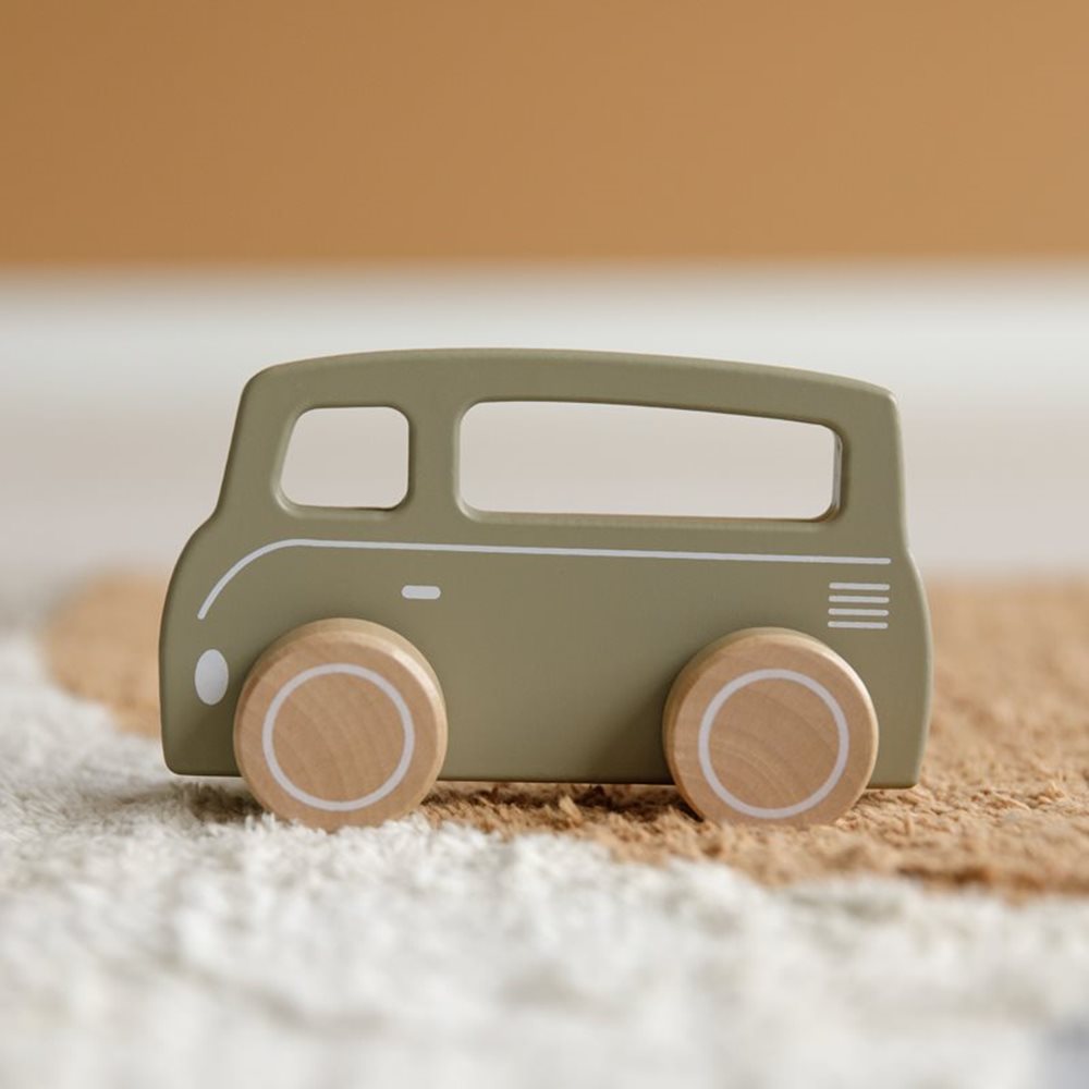 wooden-bus-olive-3