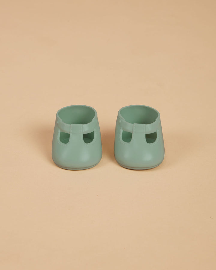 Olli Ella Dinkum Doll Shoes – Basil Green