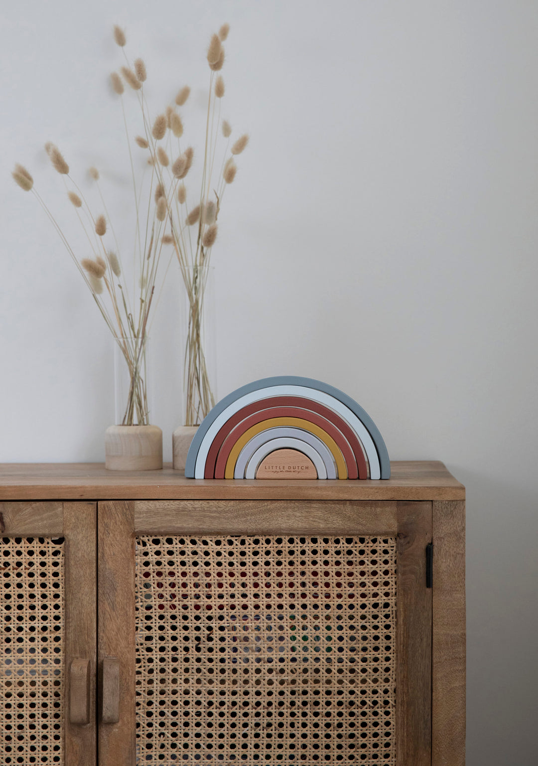 wooden-stacking-rainbow-pure-and-nature-4